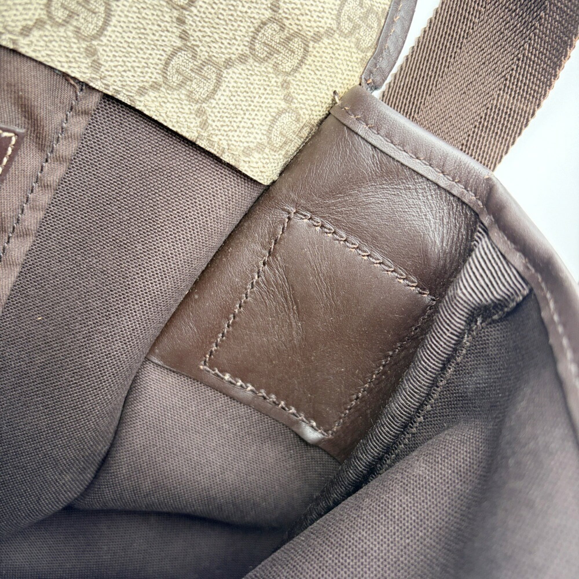 Gucci Beige Brown Pvc Leather Shoulder Bag (Pre-Owned)