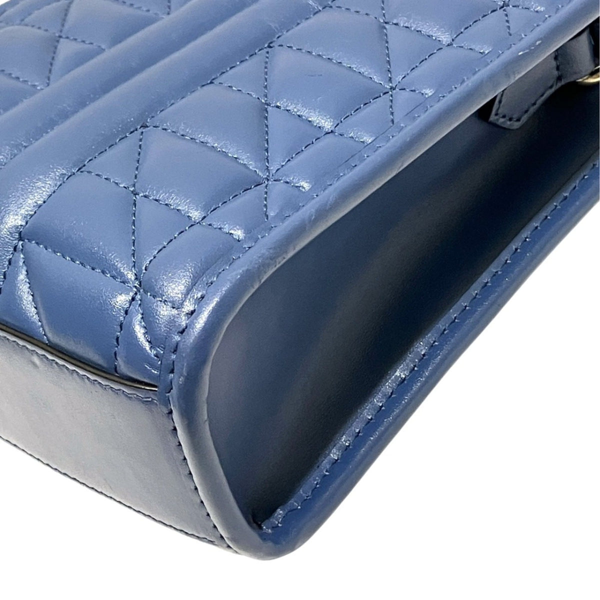 Gucci Blue Quilting Shoulder Bag (Pre-Owned)