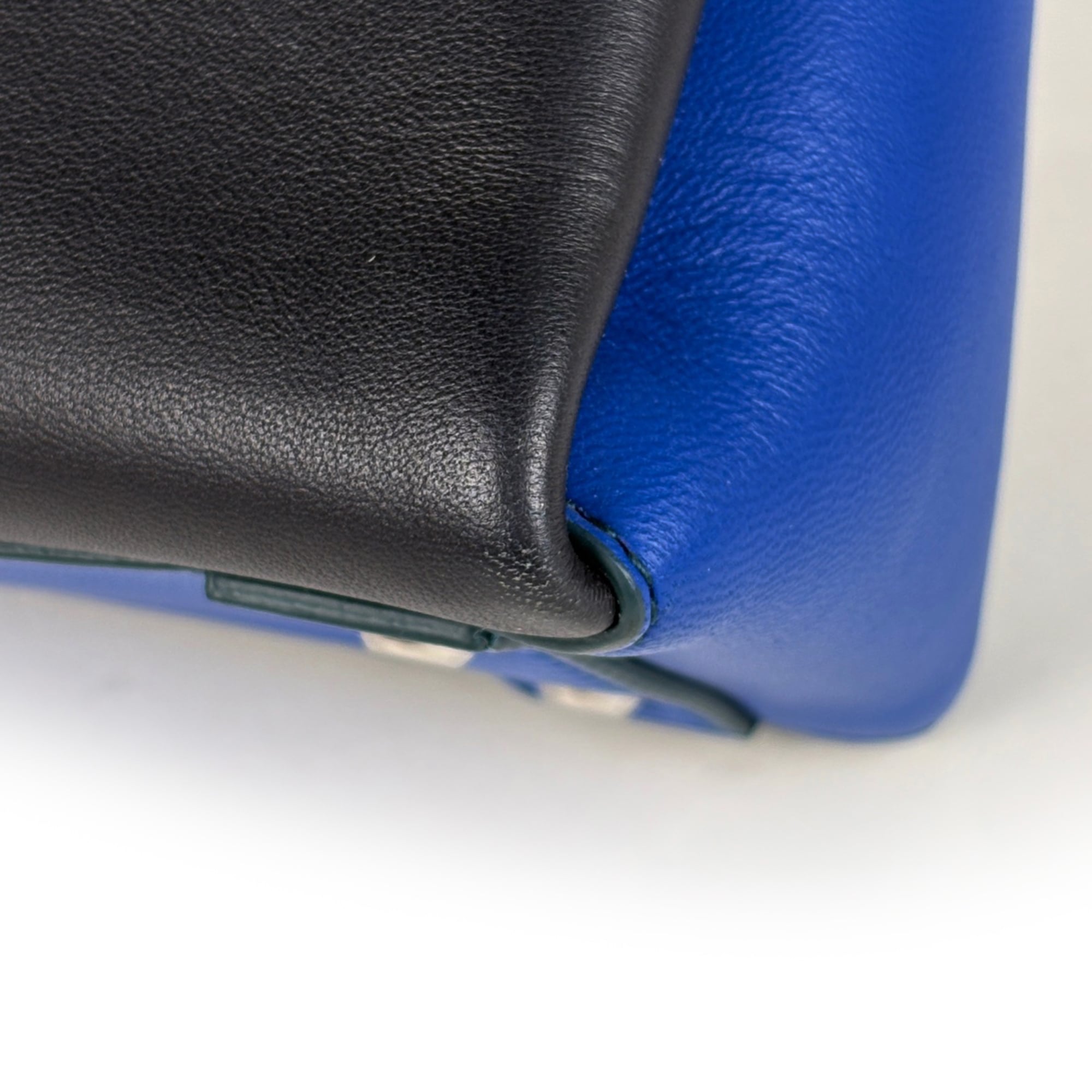 Bottega Veneta Black Blue Green Intrecciato Shoulder Bag (Pre-Owned)