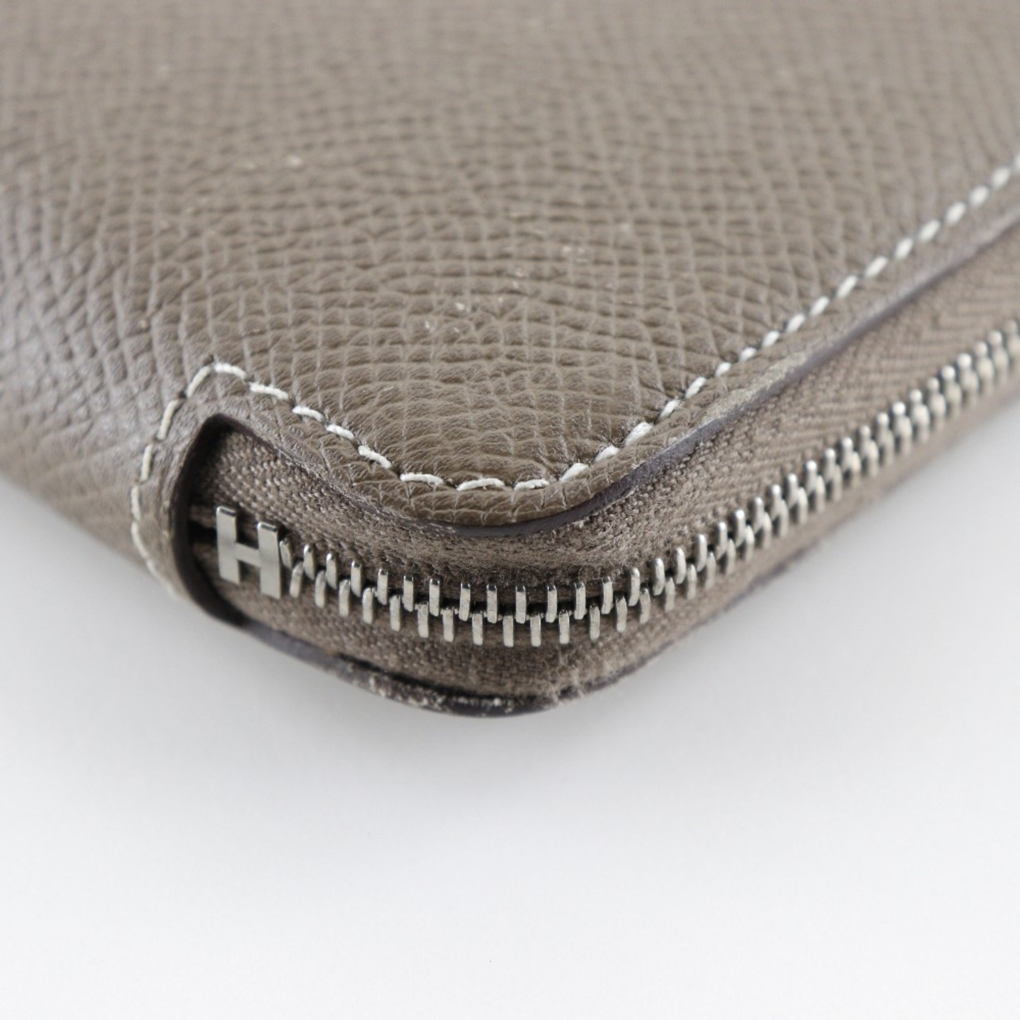 Hermes Etoupe Gray Epsom Leather Silk Long Bill Wallet (Bi-Fold) (Pre-Owned)