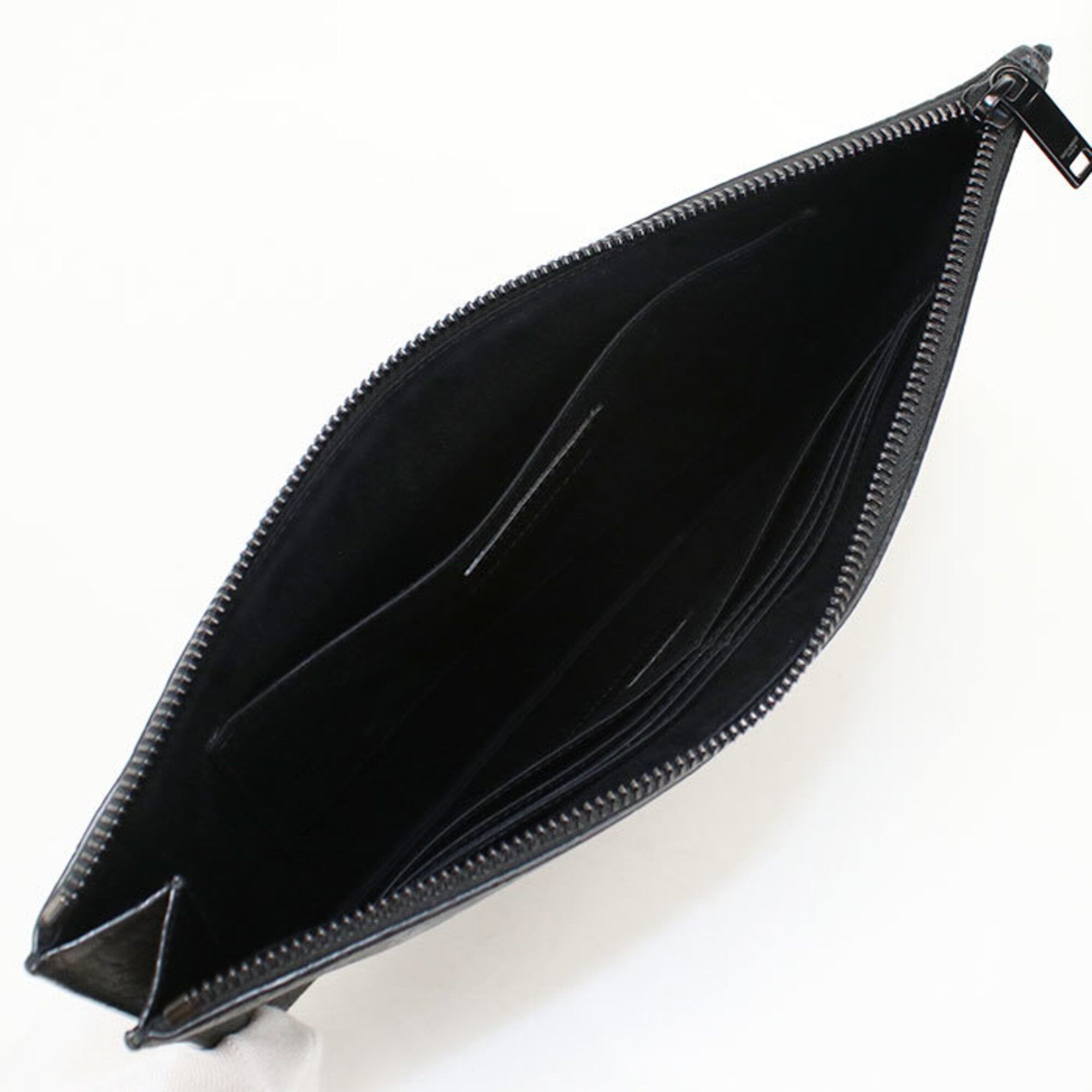 Saint Laurent Black Leather Clutch Bag (Pre-Owned)