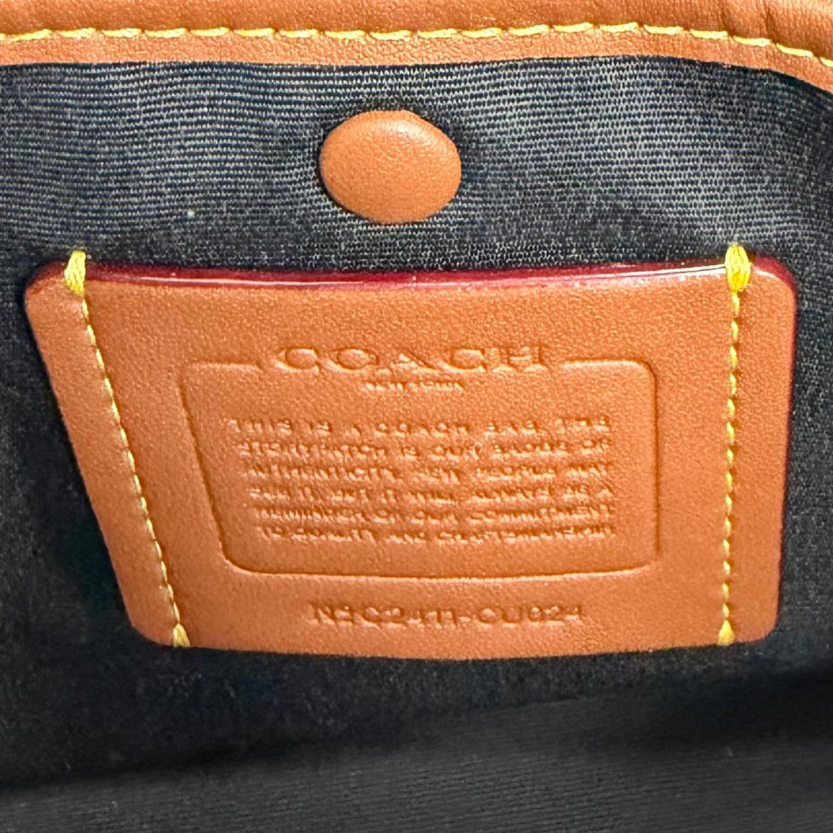 Coach Black Leather Shoulder Bag Tote Bag (Pre-Owned)