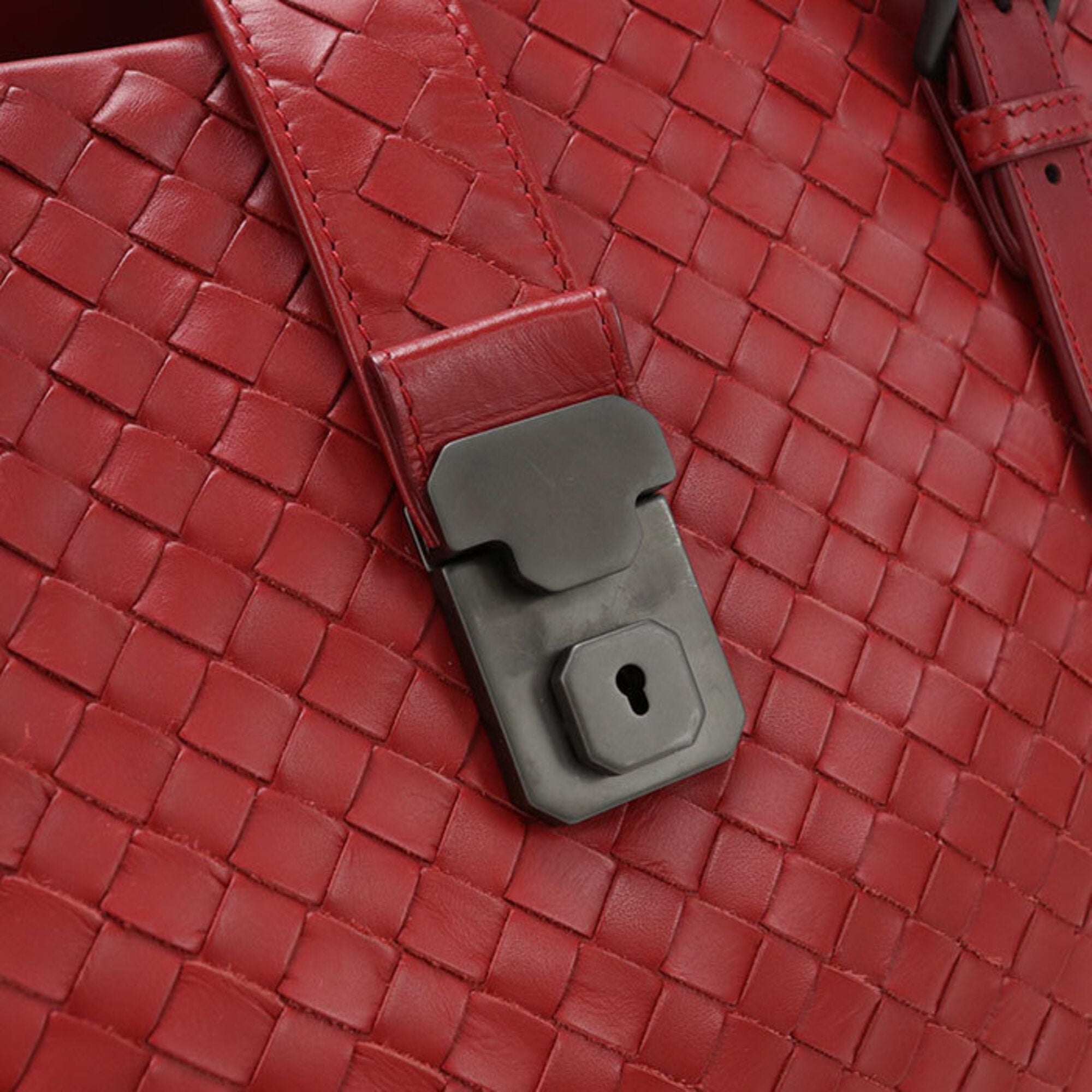 Bottega Veneta Red Color Leather Tote Bag (Pre-Owned)