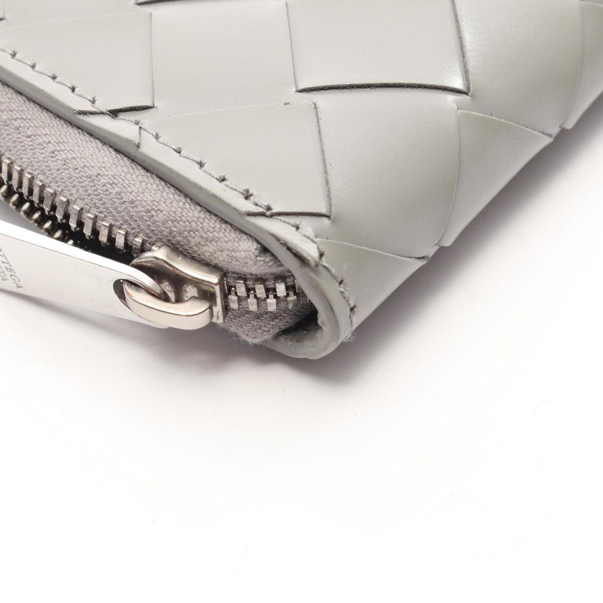 Bottega Veneta Gray Intrecciato Long Wallet (Bi-Fold) (Pre-Owned)