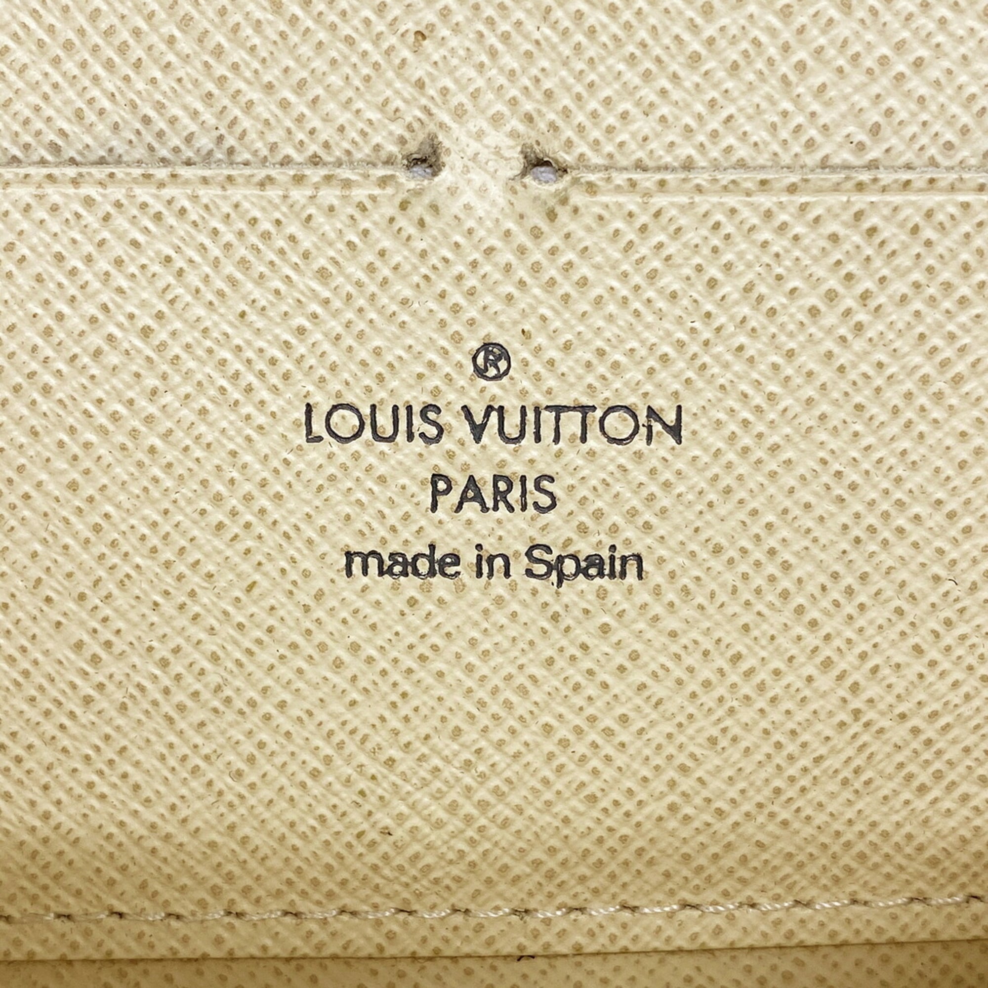 Louis Vuitton White Long Wallet (Bi-Fold) (Pre-Owned)