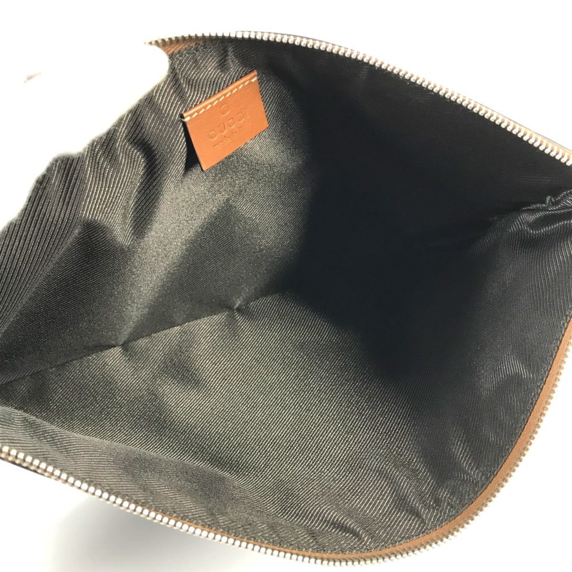 Gucci Navy Leather Nylon Clutch Bag (Pre-Owned)