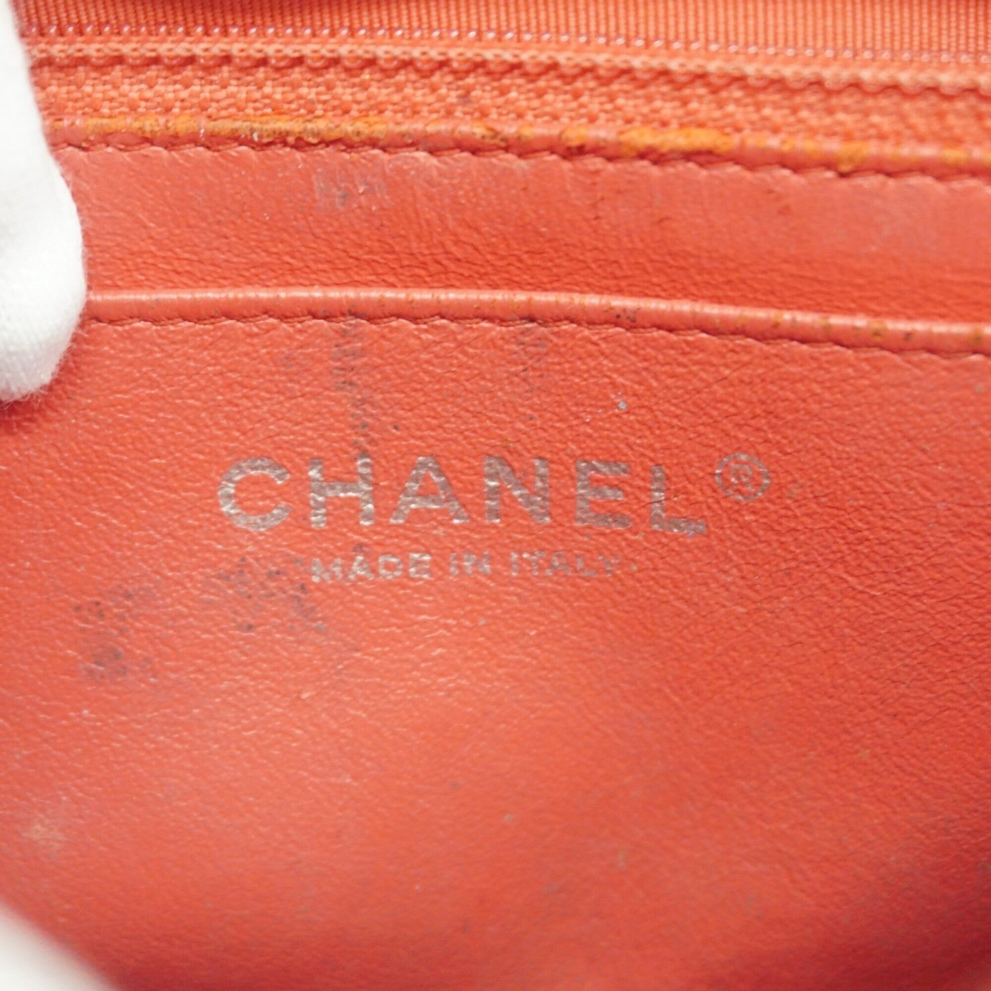 Chanel Red Color Patent Leather Shoulder Bag (Pre-Owned)