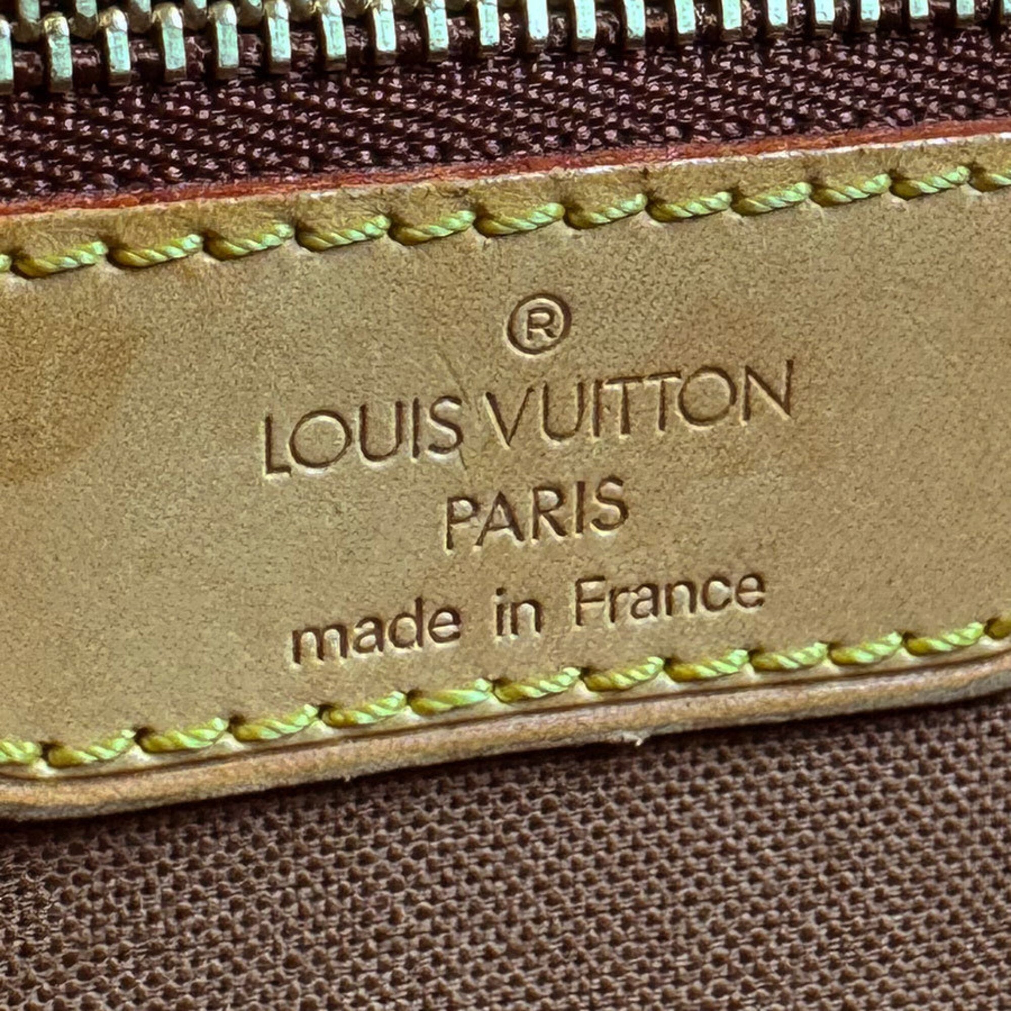 Louis Vuitton Brown Monogram Monogram Shoulder Bag (Pre-Owned)