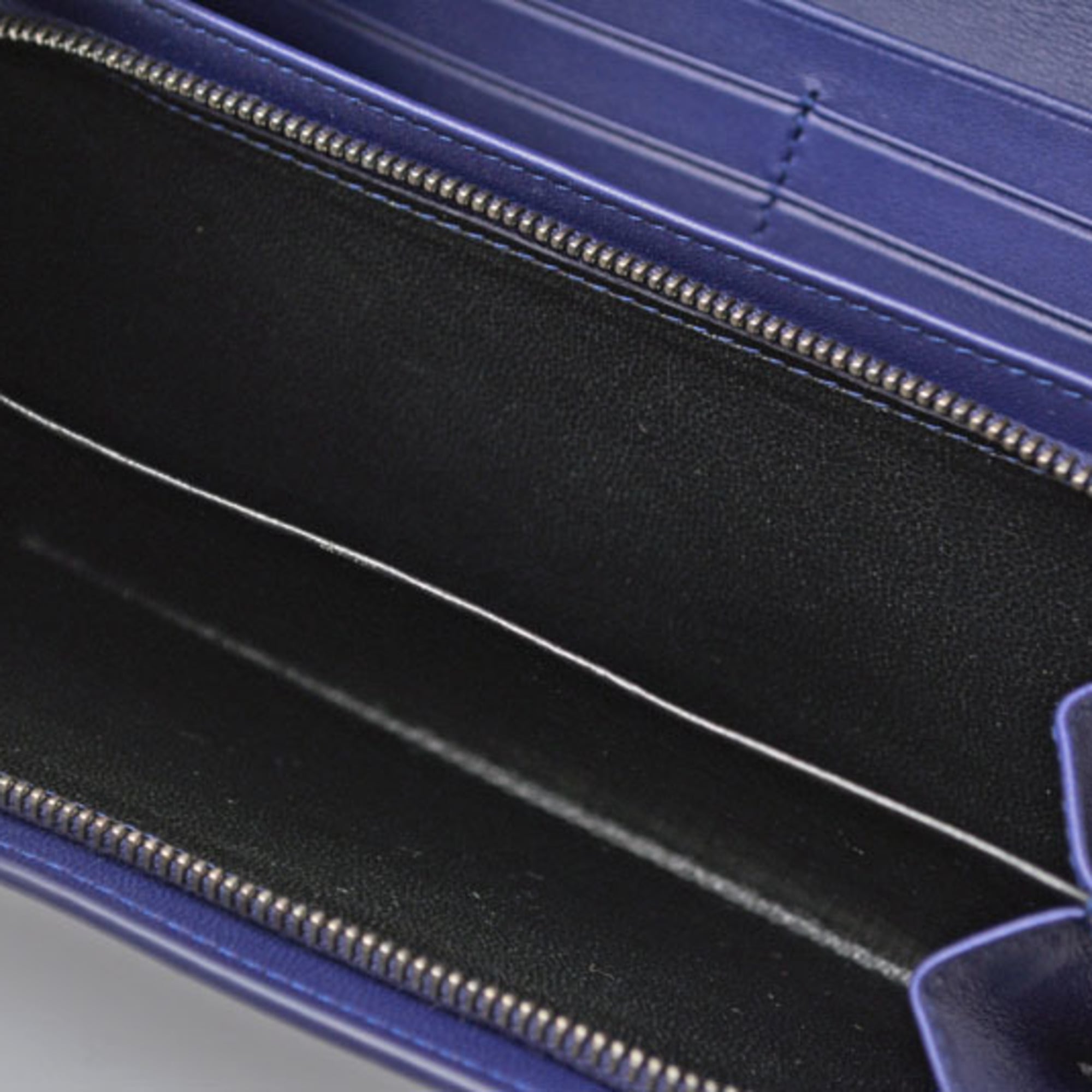 Bottega Veneta Dark Purple Leather Long Wallet (Bi-Fold) (Pre-Owned)