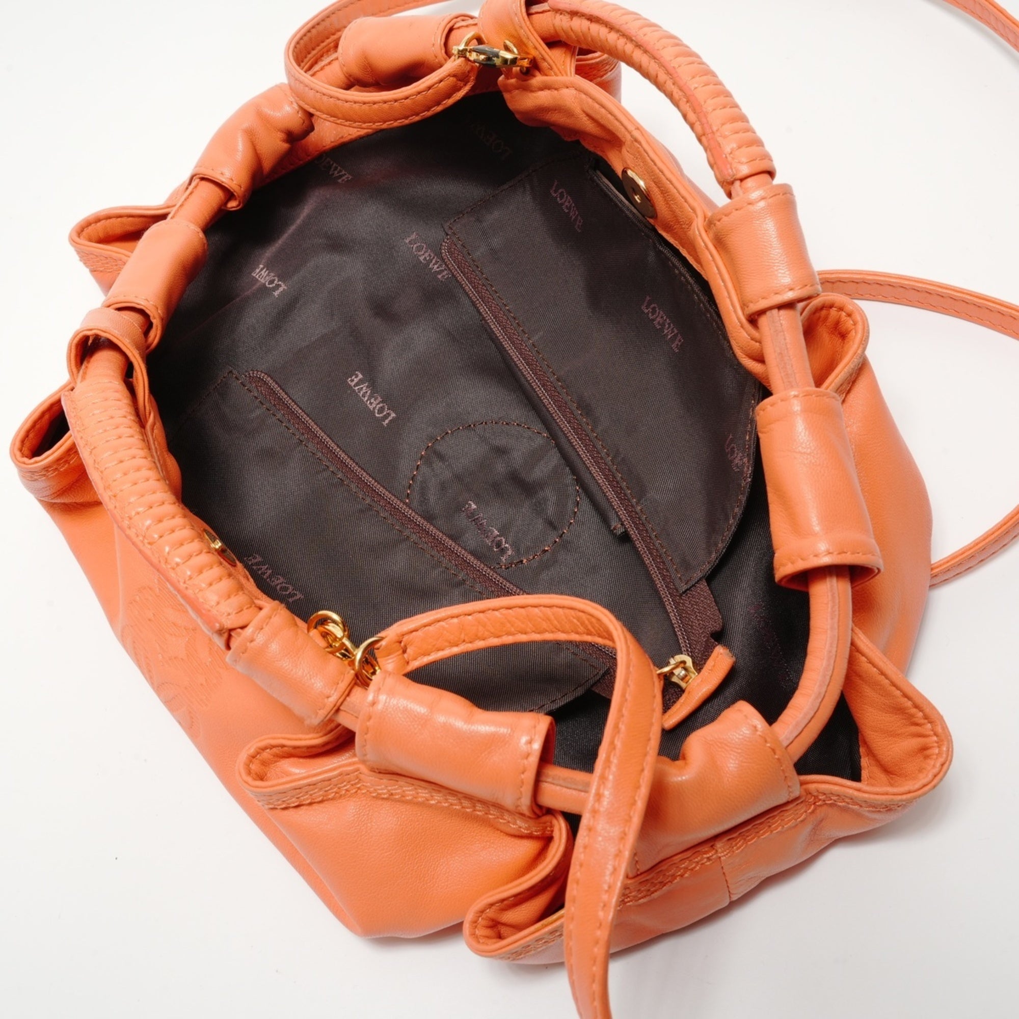 Loewe Orange Leather Shoulder Bag (Pre-Owned)
