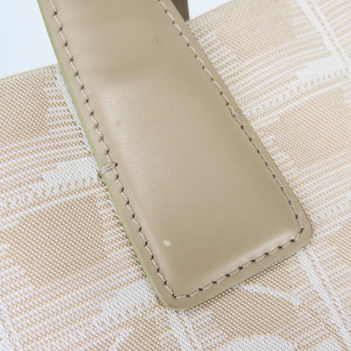 Chanel New Travel Line Beige New Travel Line Tote Bag (Pre-Owned)