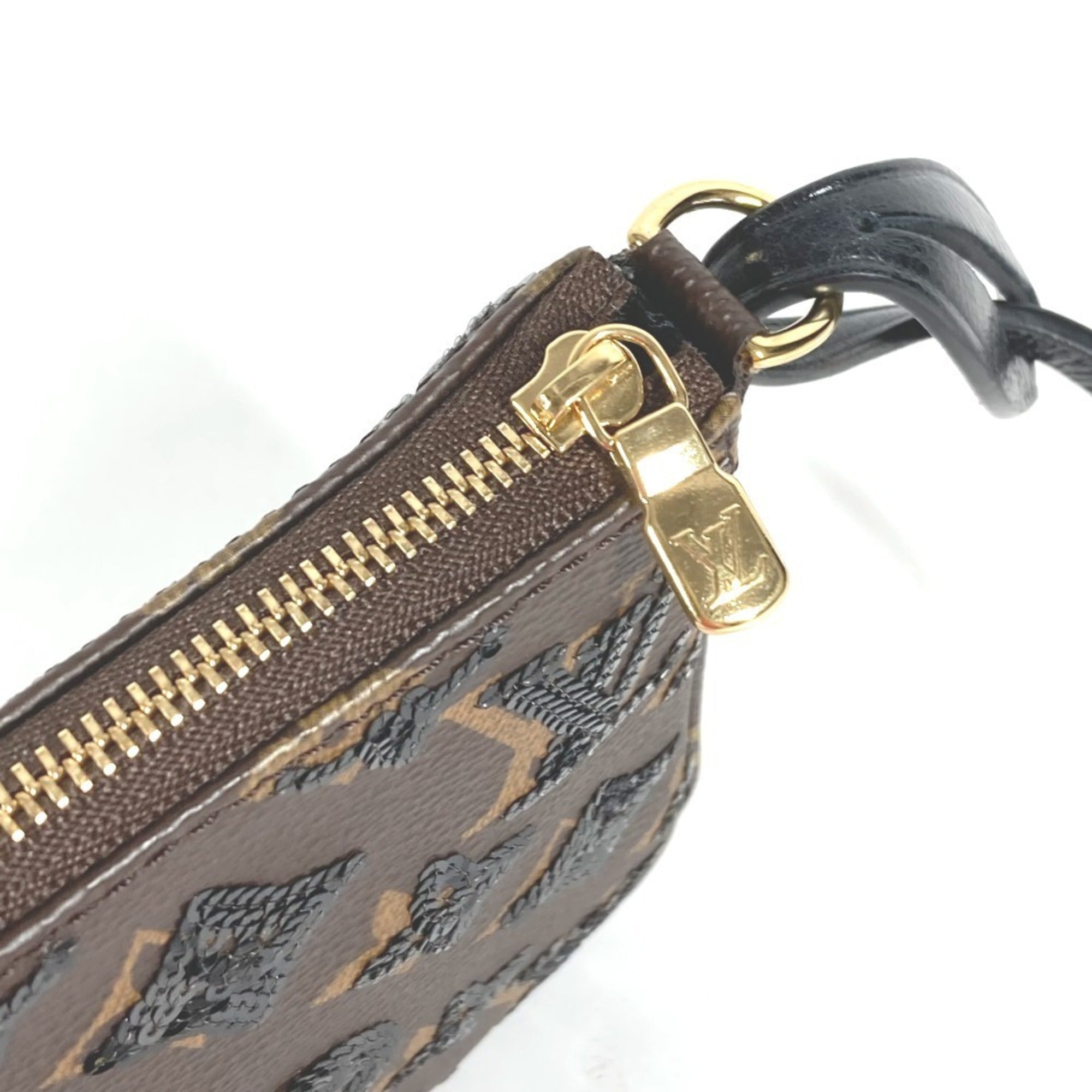 Louis Vuitton Brown Monogram Monogram Canvas Shoulder Bag (Pre-Owned)