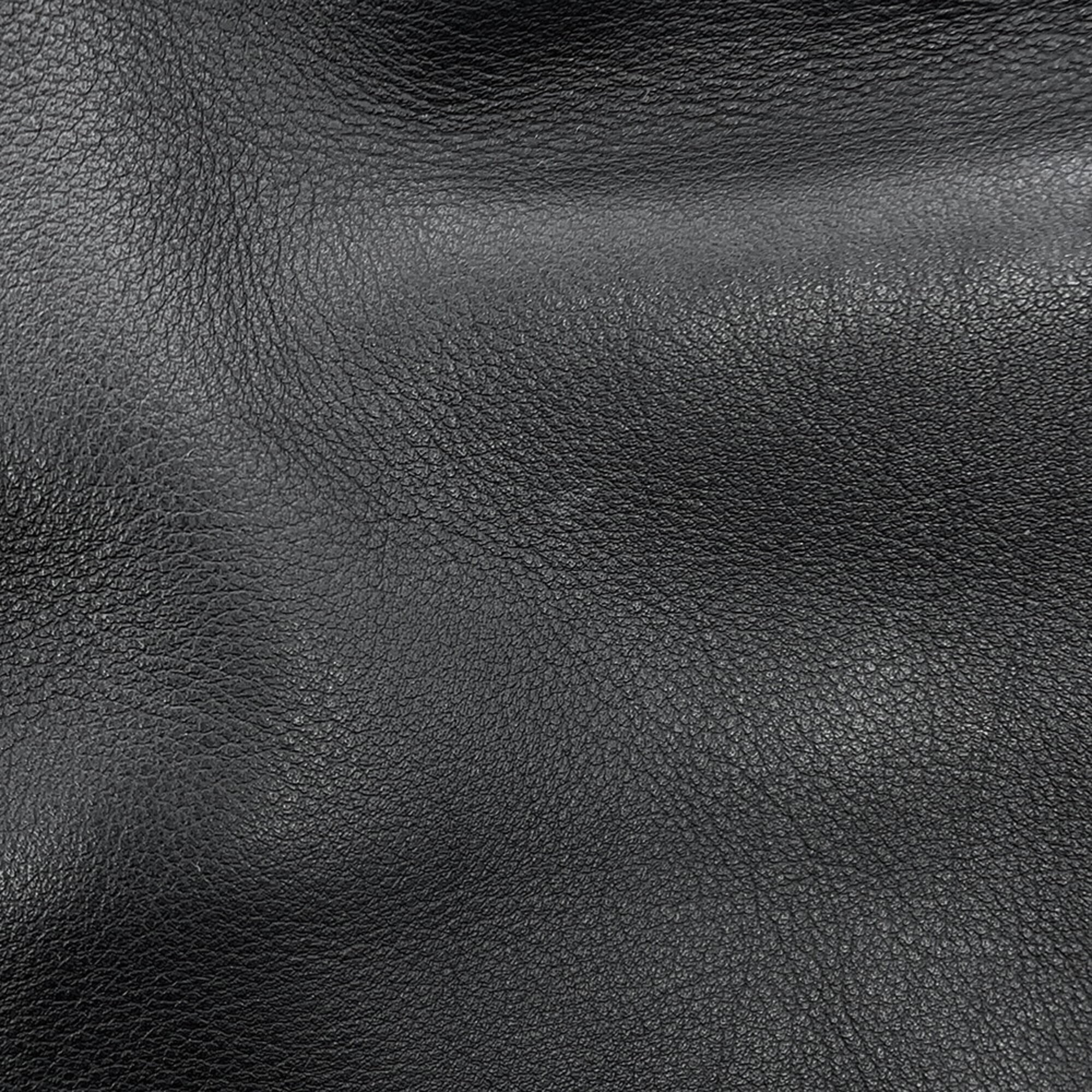Loewe Flamenco Black Leather Shoulder Bag (Pre-Owned)