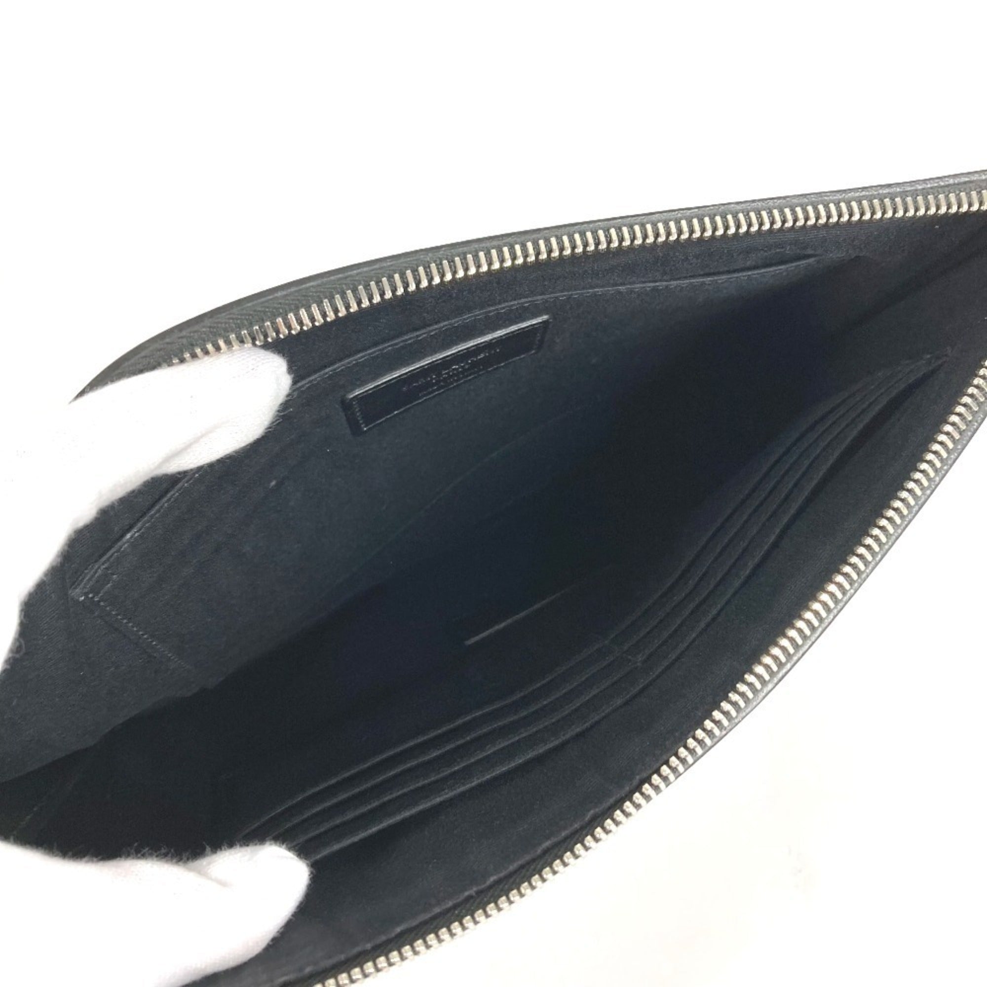 Saint Laurent Black Leather Clutch Bag Pouch (Pre-Owned)