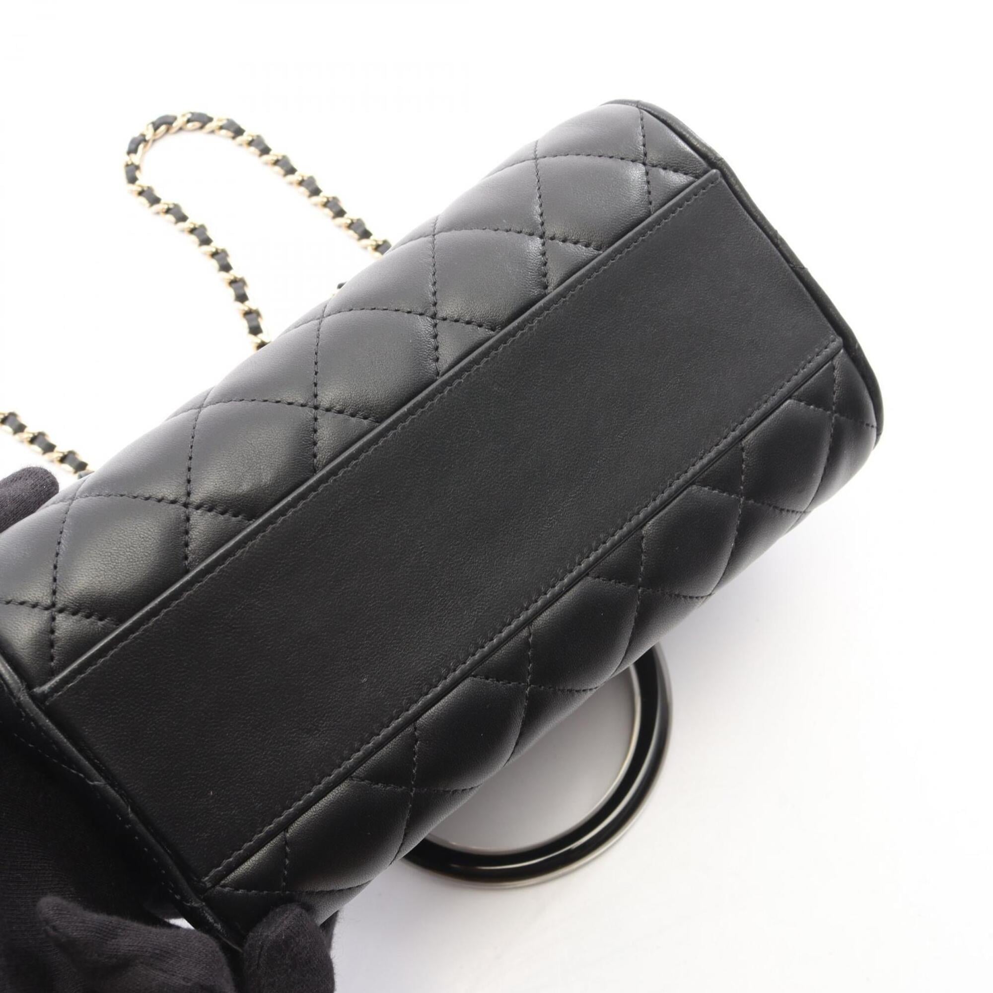Chanel Black Leather Handbag (Pre-Owned)