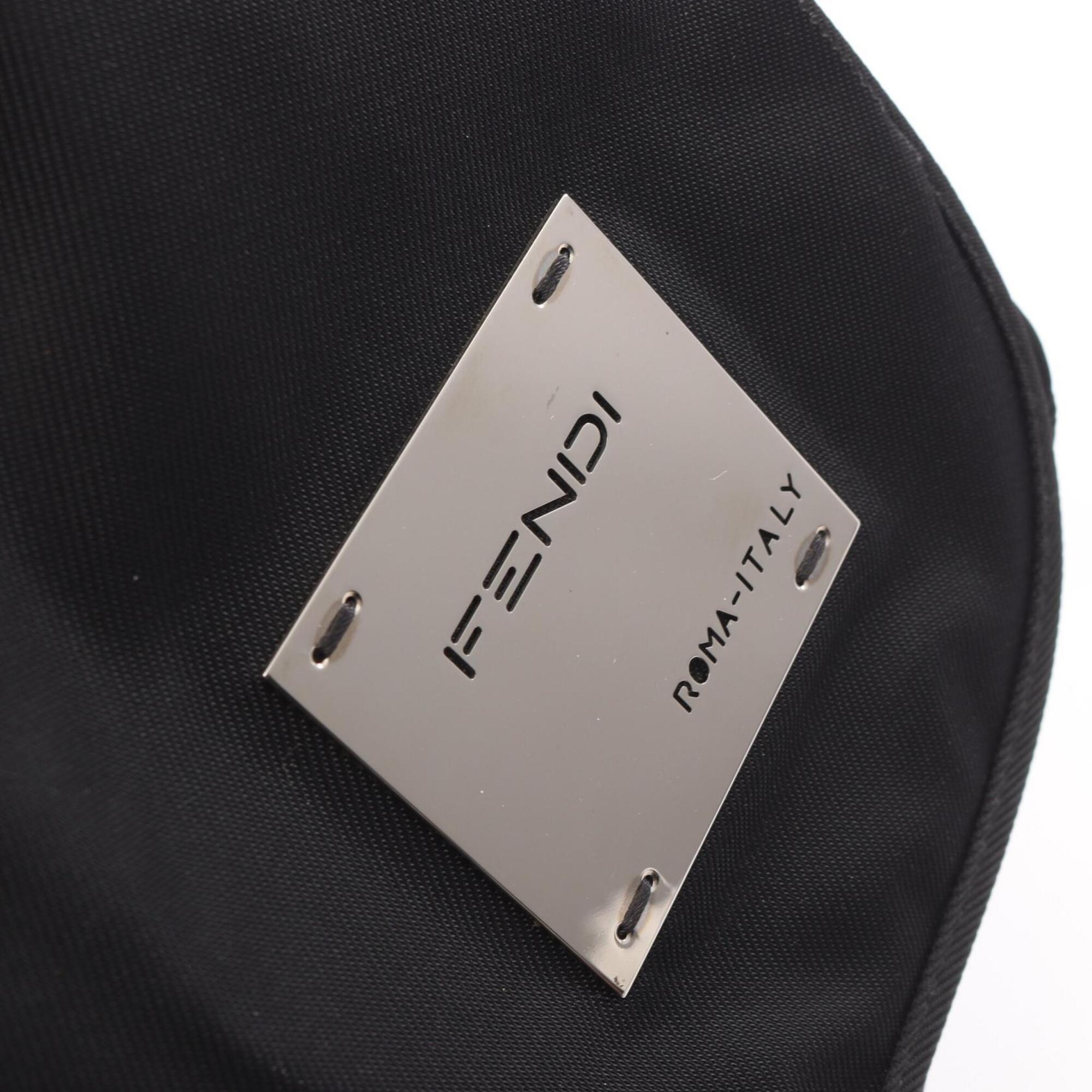 Fendi Black Nylon Handbag Shoulder Bag (Pre-Owned)