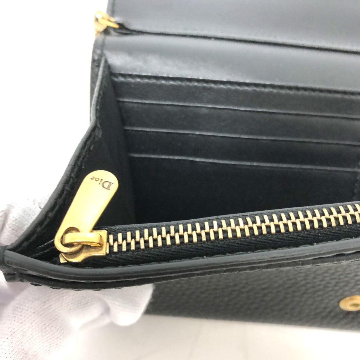 Christian Dior Black Leather Shoulder Bag (Pre-Owned)