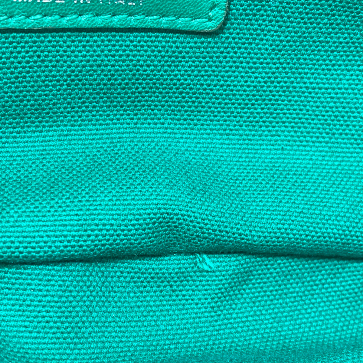 Chanel Green White Shoulder Bag (Pre-Owned)
