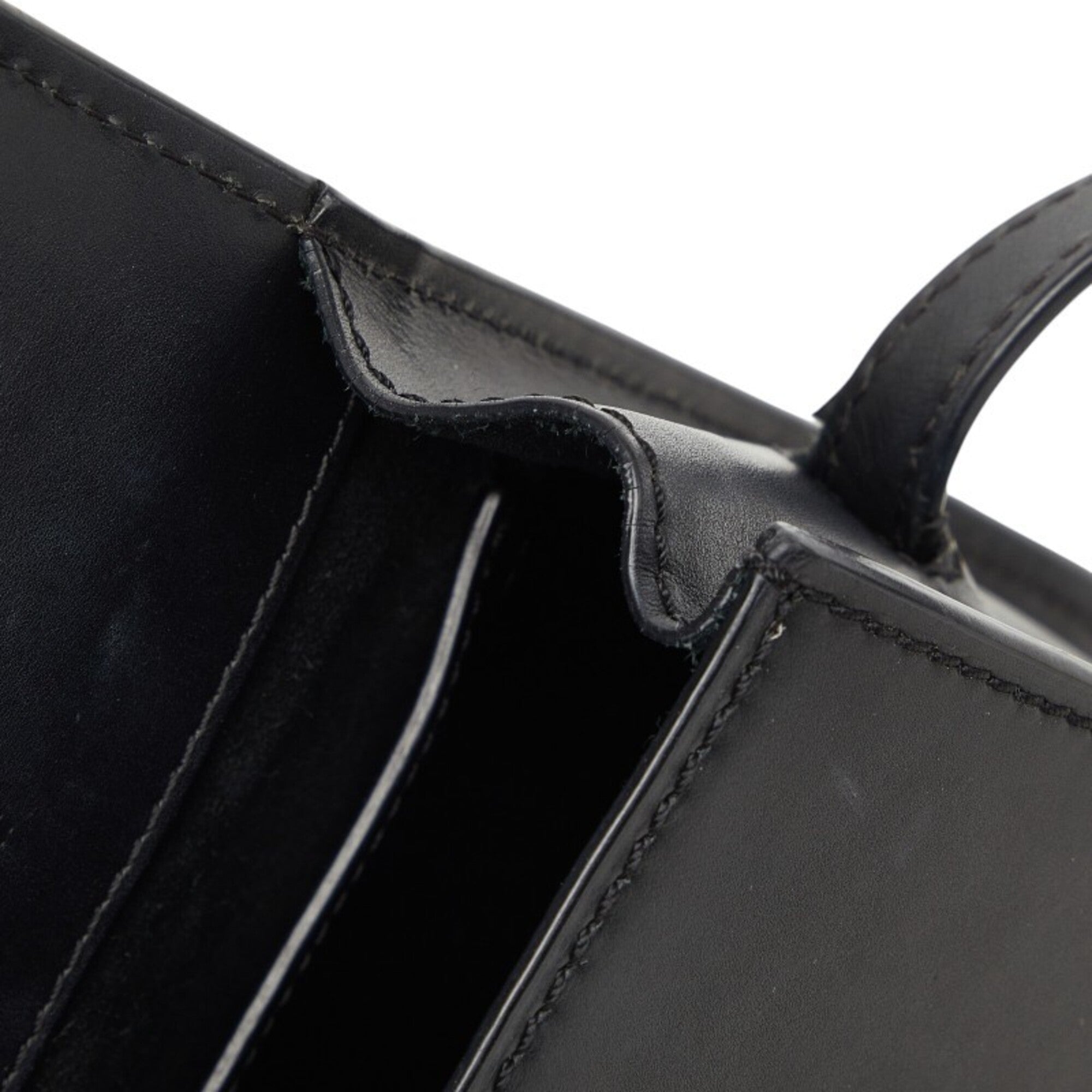 Saint Laurent Black Leather Shoulder Bag (Pre-Owned)