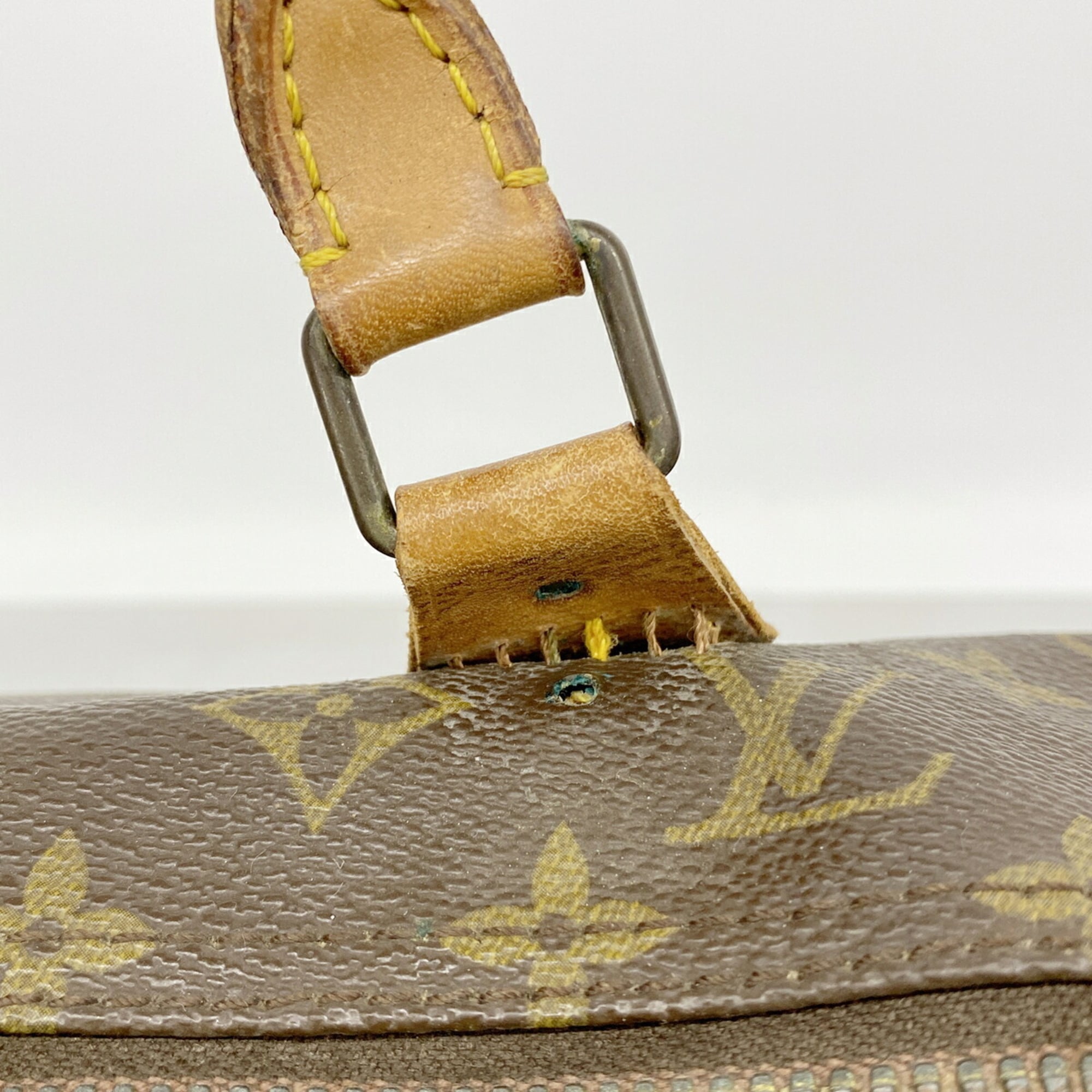 Louis Vuitton Brown Handbag (Pre-Owned)
