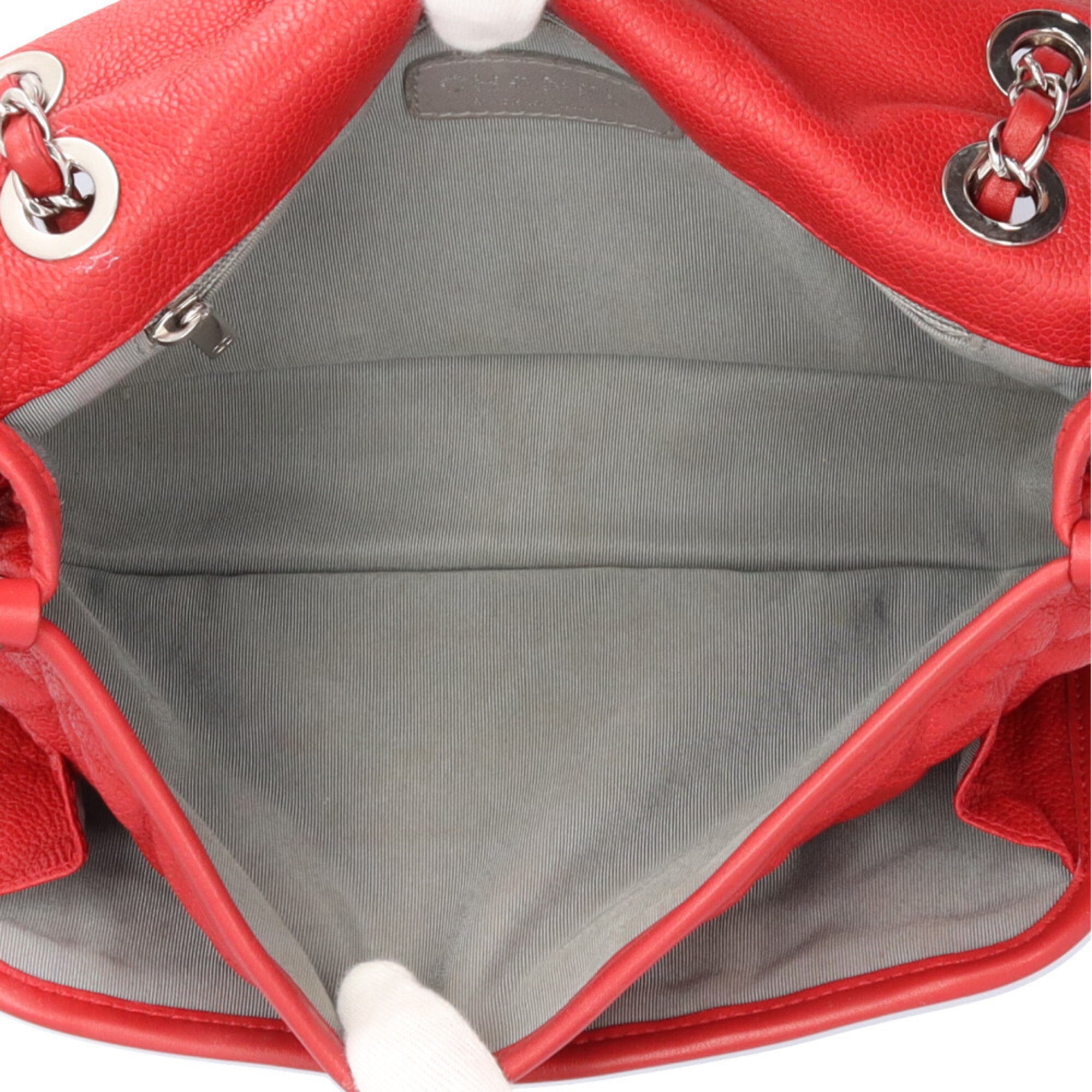 Chanel Matelasse Red Color Leather Grained Calfskin Shoulder Bag (Pre-Owned)