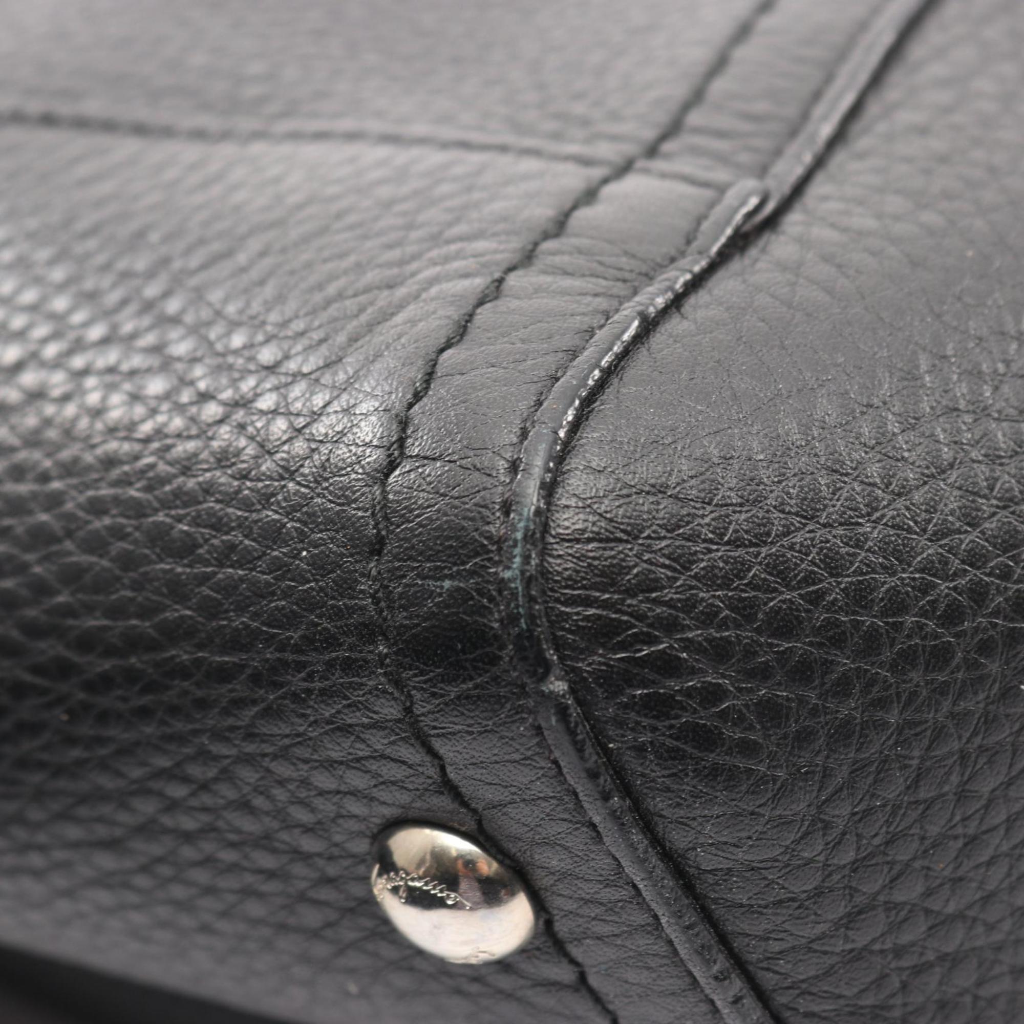 Salvatore Ferragamo Black Leather Handbag (Pre-Owned)