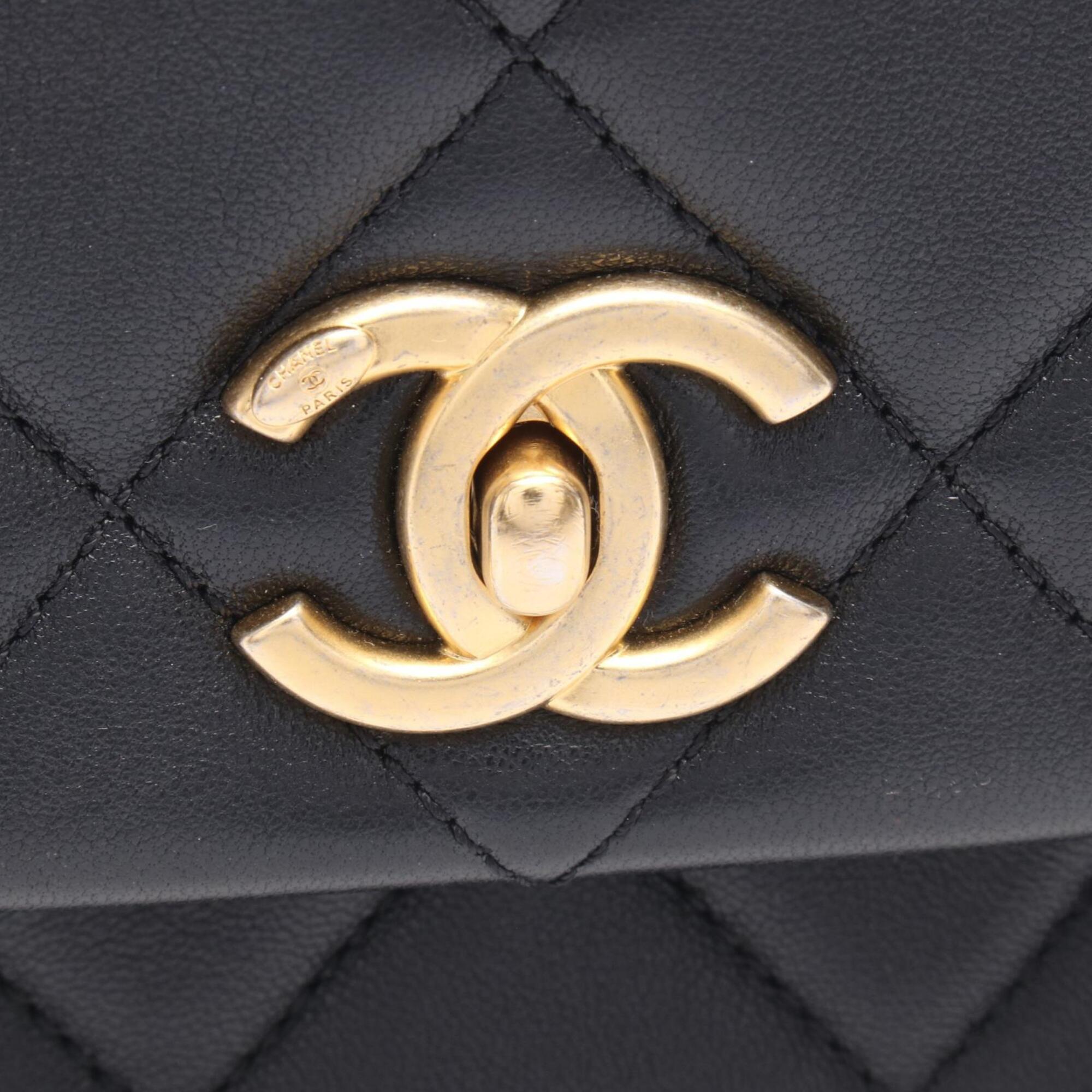 Chanel Black Leather Handbag Shoulder Bag (Pre-Owned)
