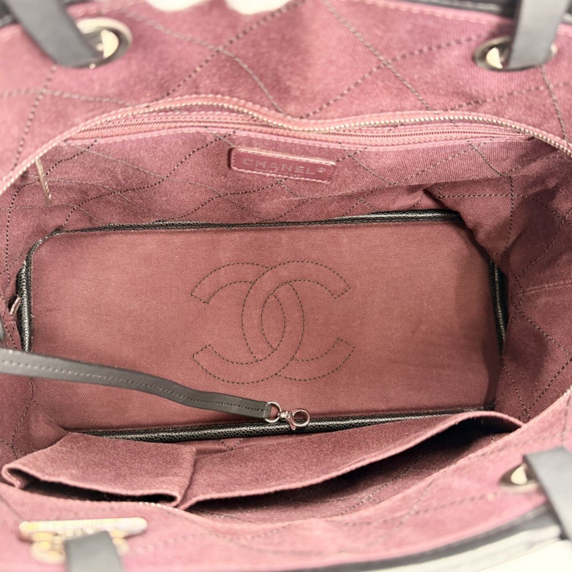 Chanel Black Leather Grained Calfskin Handbag Tote Bag (Pre-Owned)