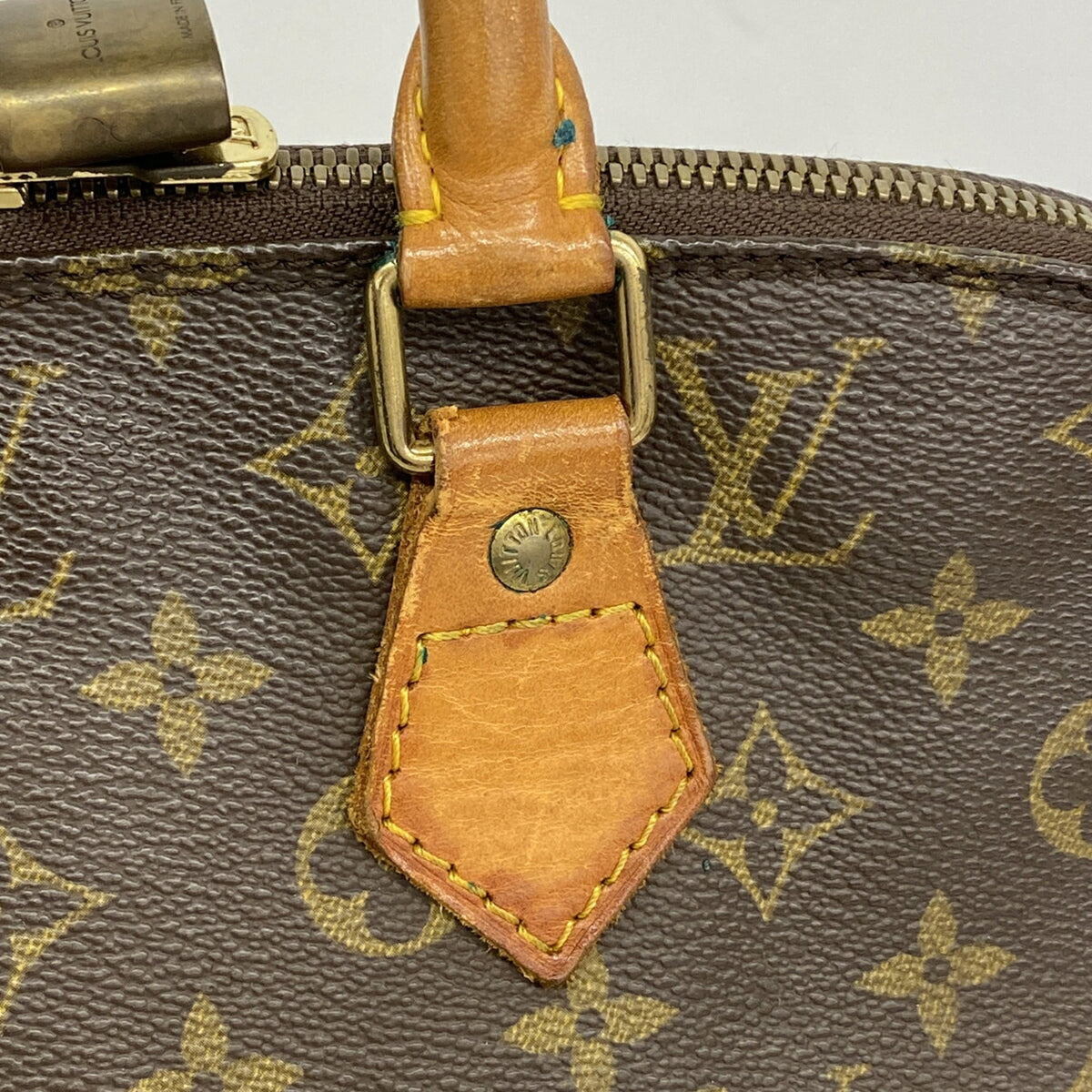 Louis Vuitton Brown Handbag (Pre-Owned)