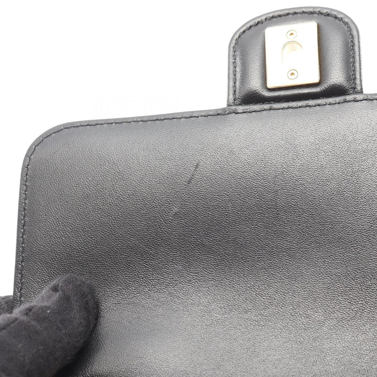 Chanel Black Leather Handbag Shoulder Bag (Pre-Owned)