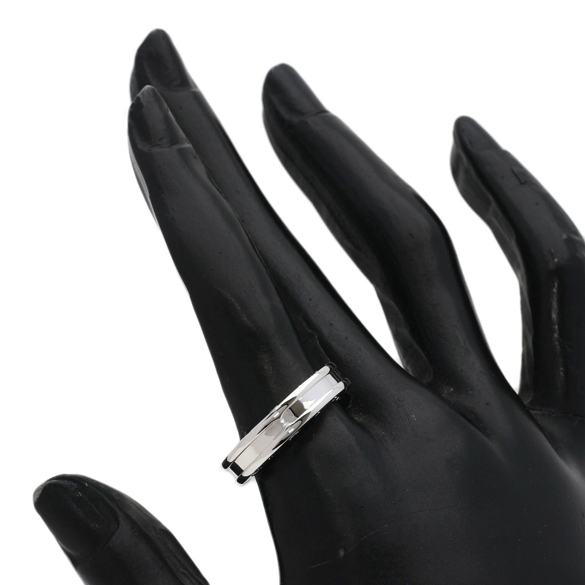 Bvlgari White Gold (18K) Band Ring (Pre-Owned)