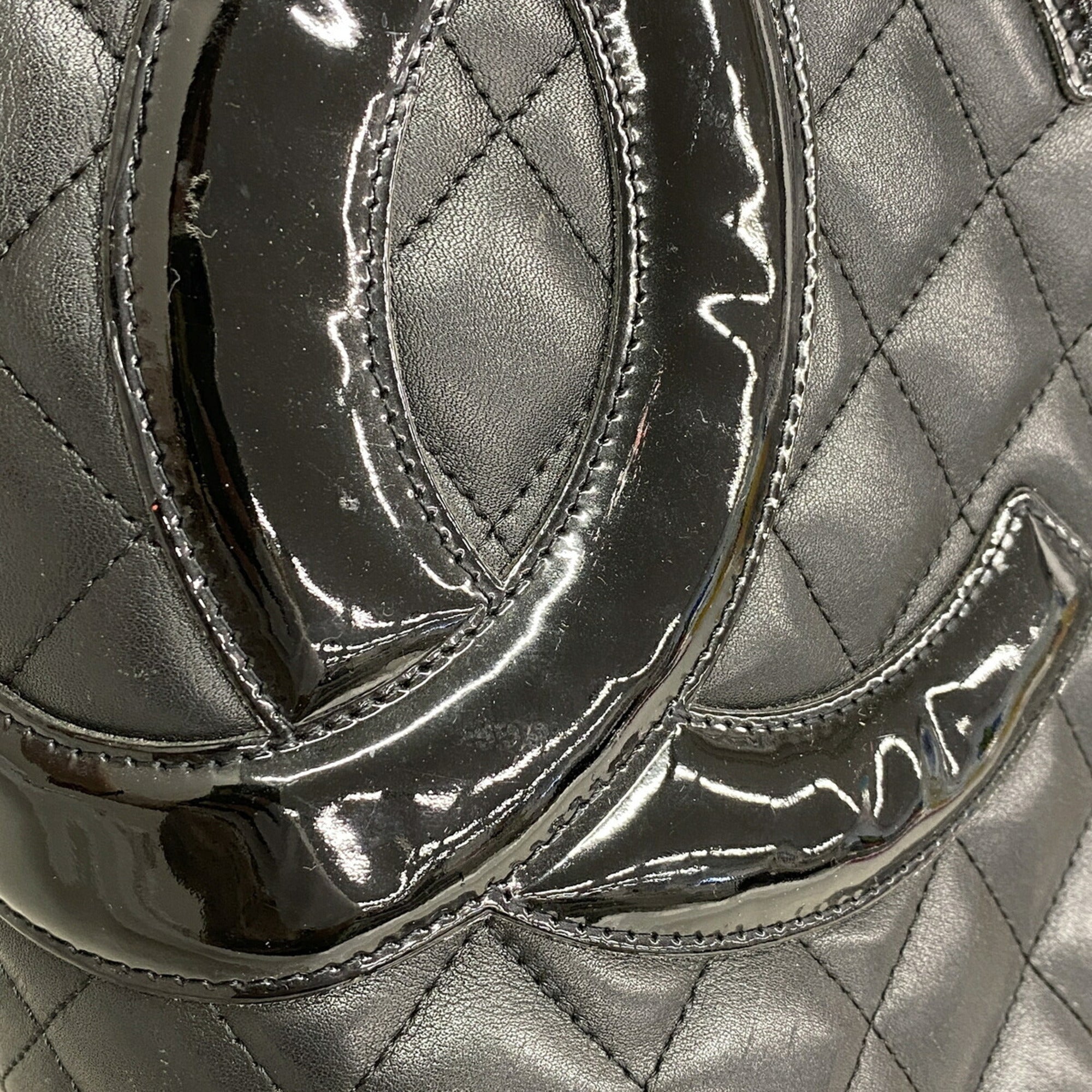 Chanel Black Leather Tote Bag (Pre-Owned)