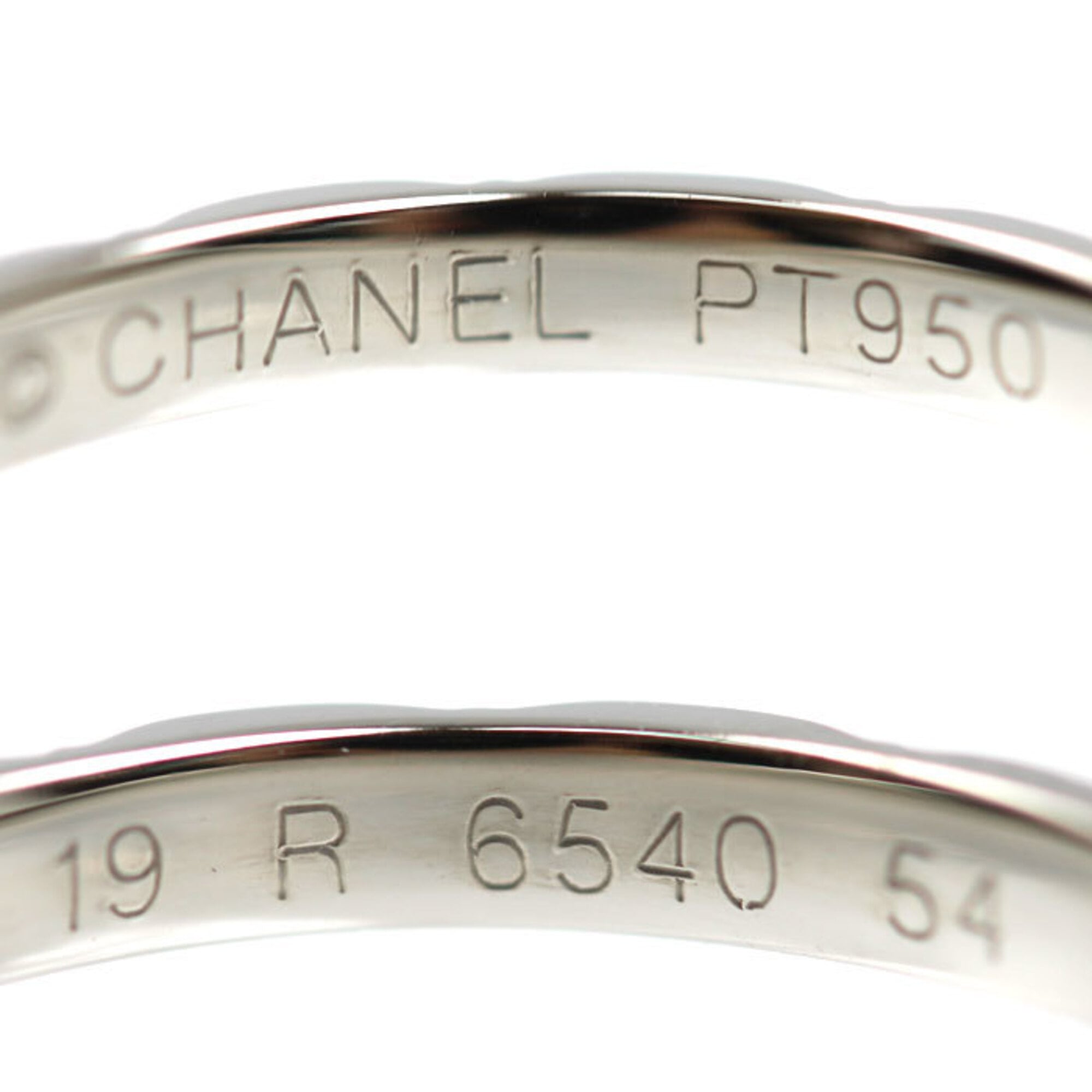 Chanel Platinum 950 Band Ring (Pre-Owned)