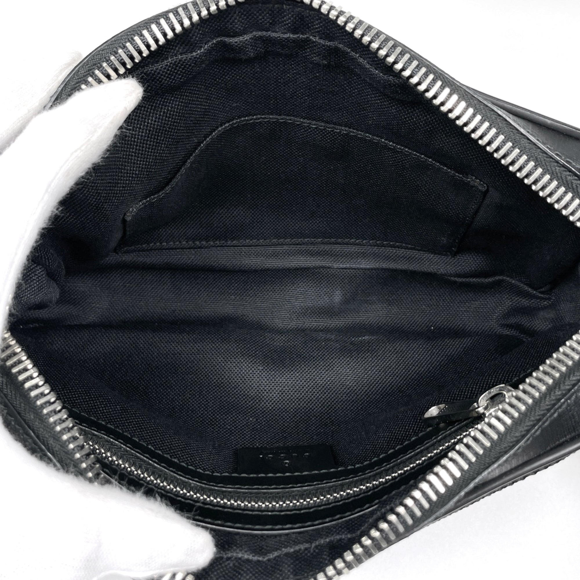 Gucci Black Coated Canvas Sling Bag (Pre-Owned)