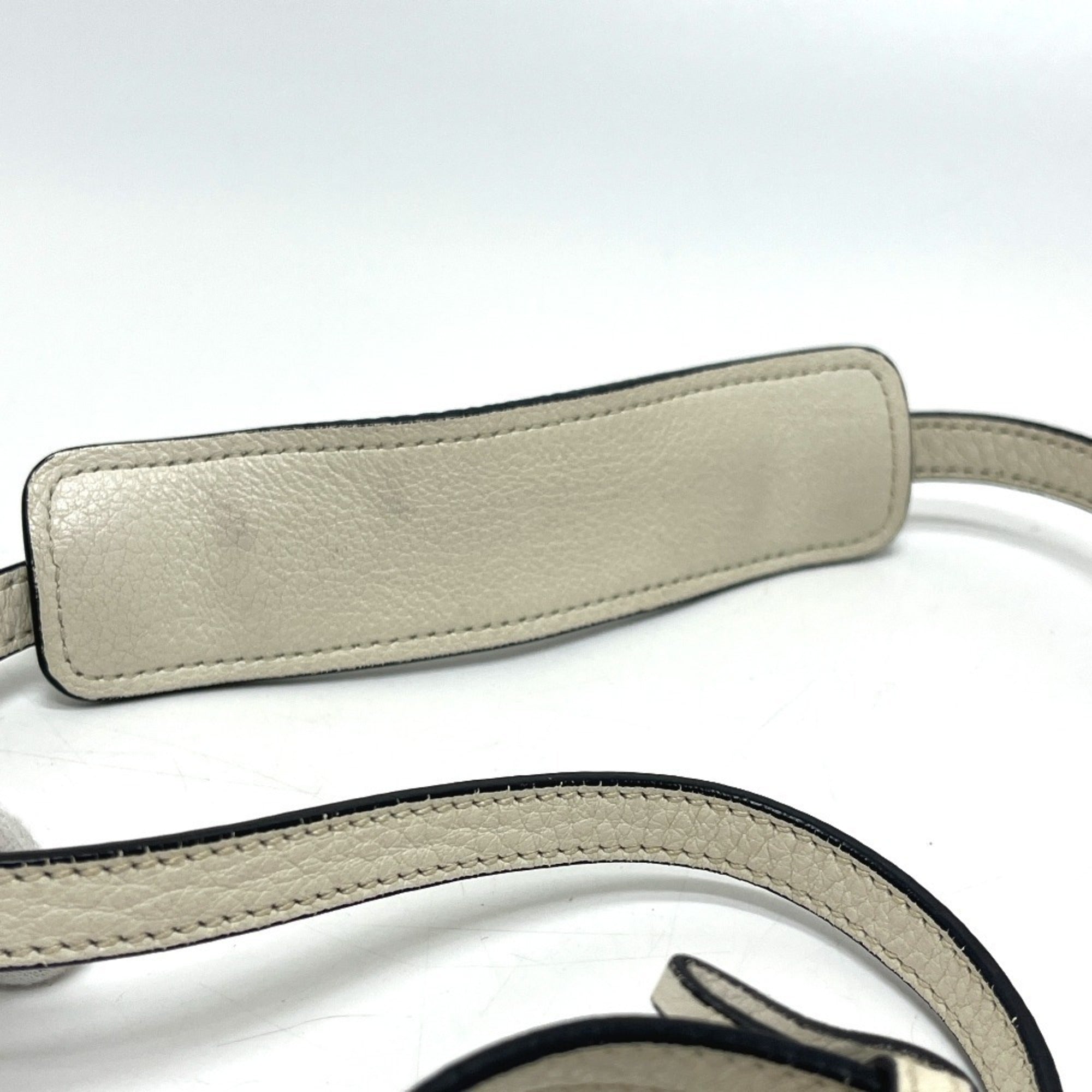 Prada White Leather Handbag Shoulder Bag (Pre-Owned)