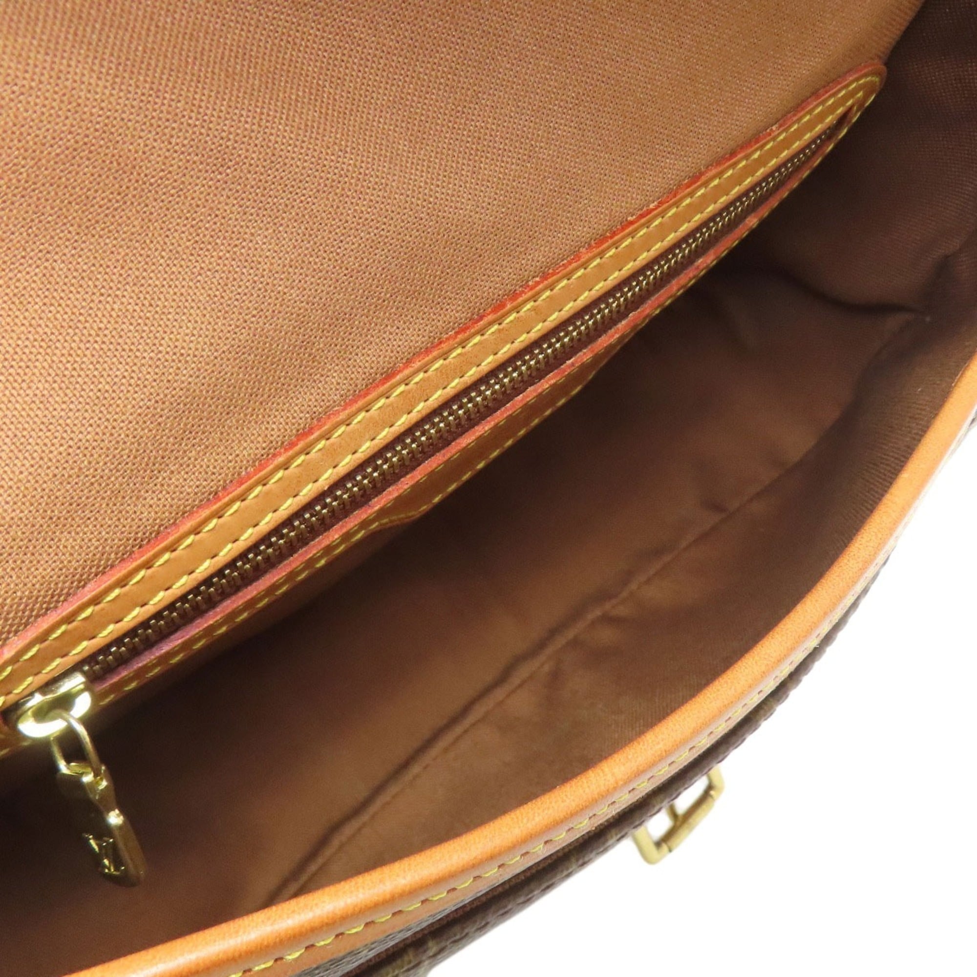 Louis Vuitton Brown Monogram Monogram Canvas Shoulder Bag (Pre-Owned)