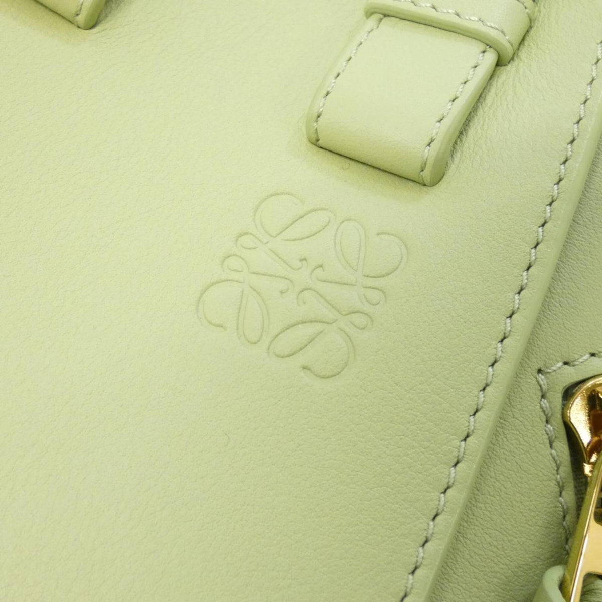 Loewe Green Leather Shoulder Bag (Pre-Owned)