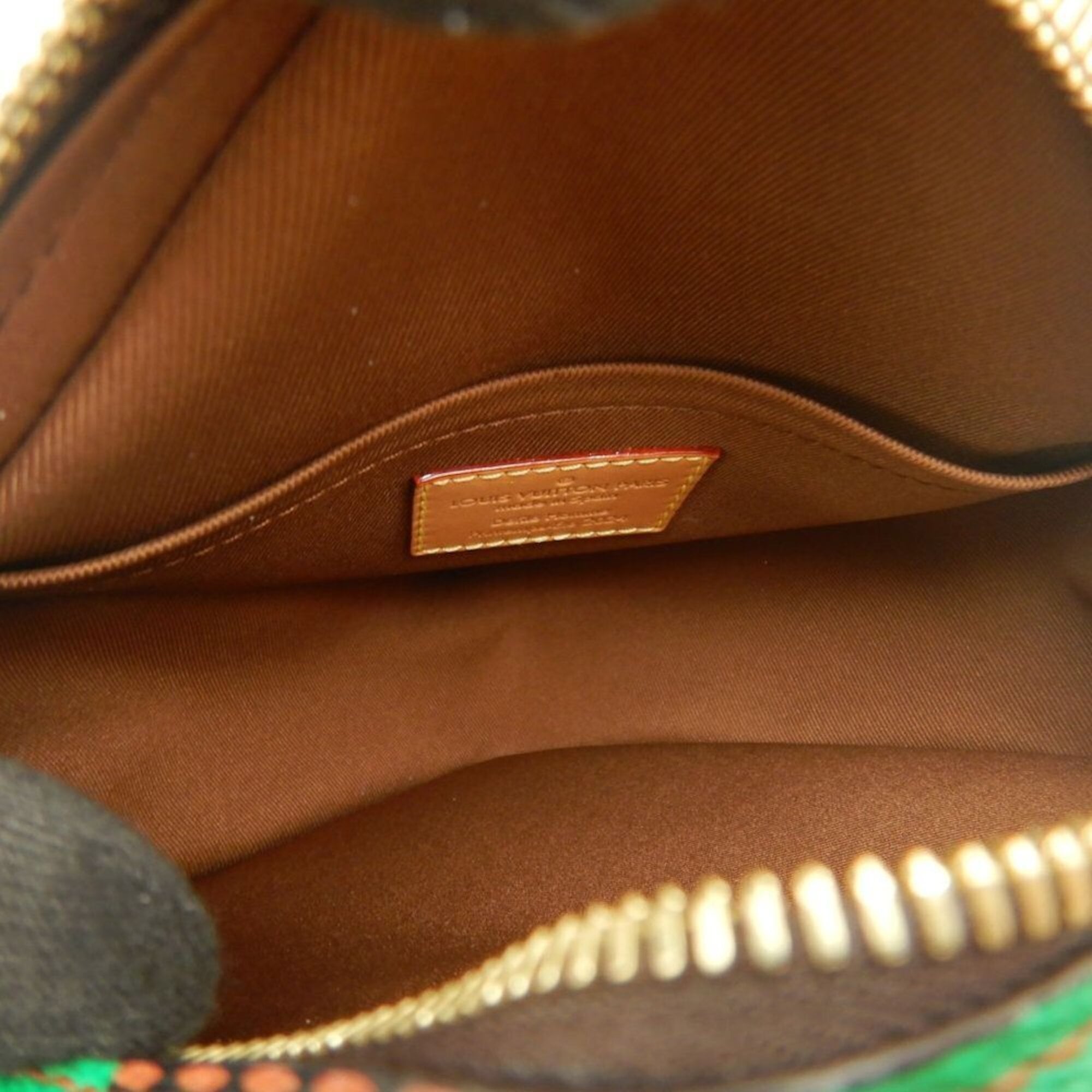 Louis Vuitton Vert Coated Canvas Shoulder Bag (Pre-Owned)