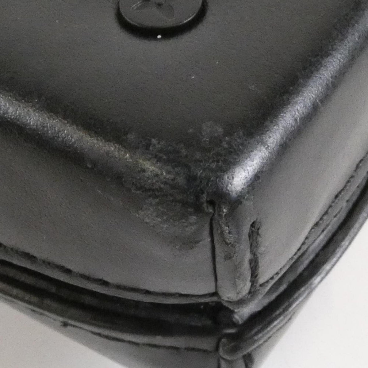 Louis Vuitton Black Coated Canvas Shoulder Bag (Pre-Owned)