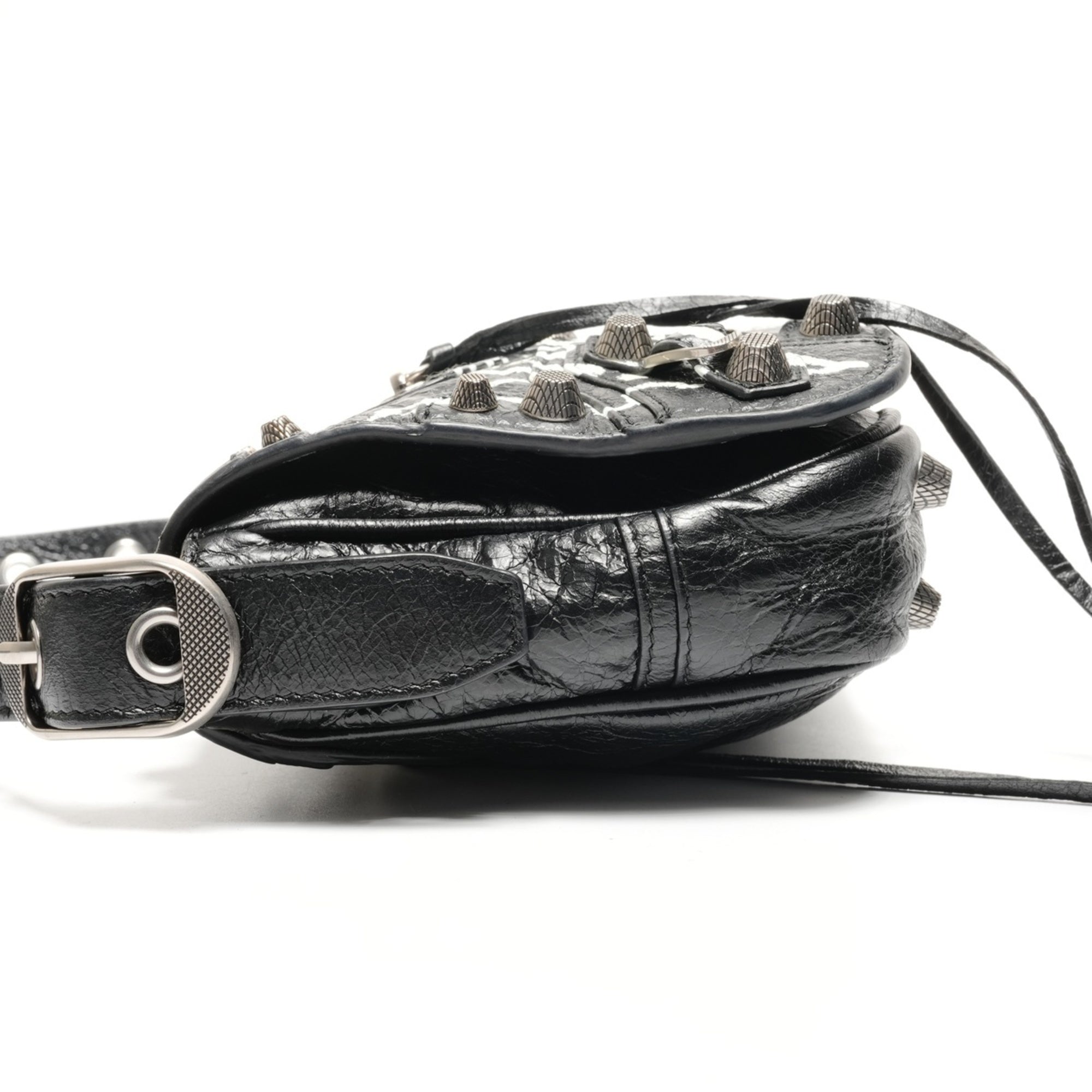 Balenciaga Black Shoulder Bag (Pre-Owned)