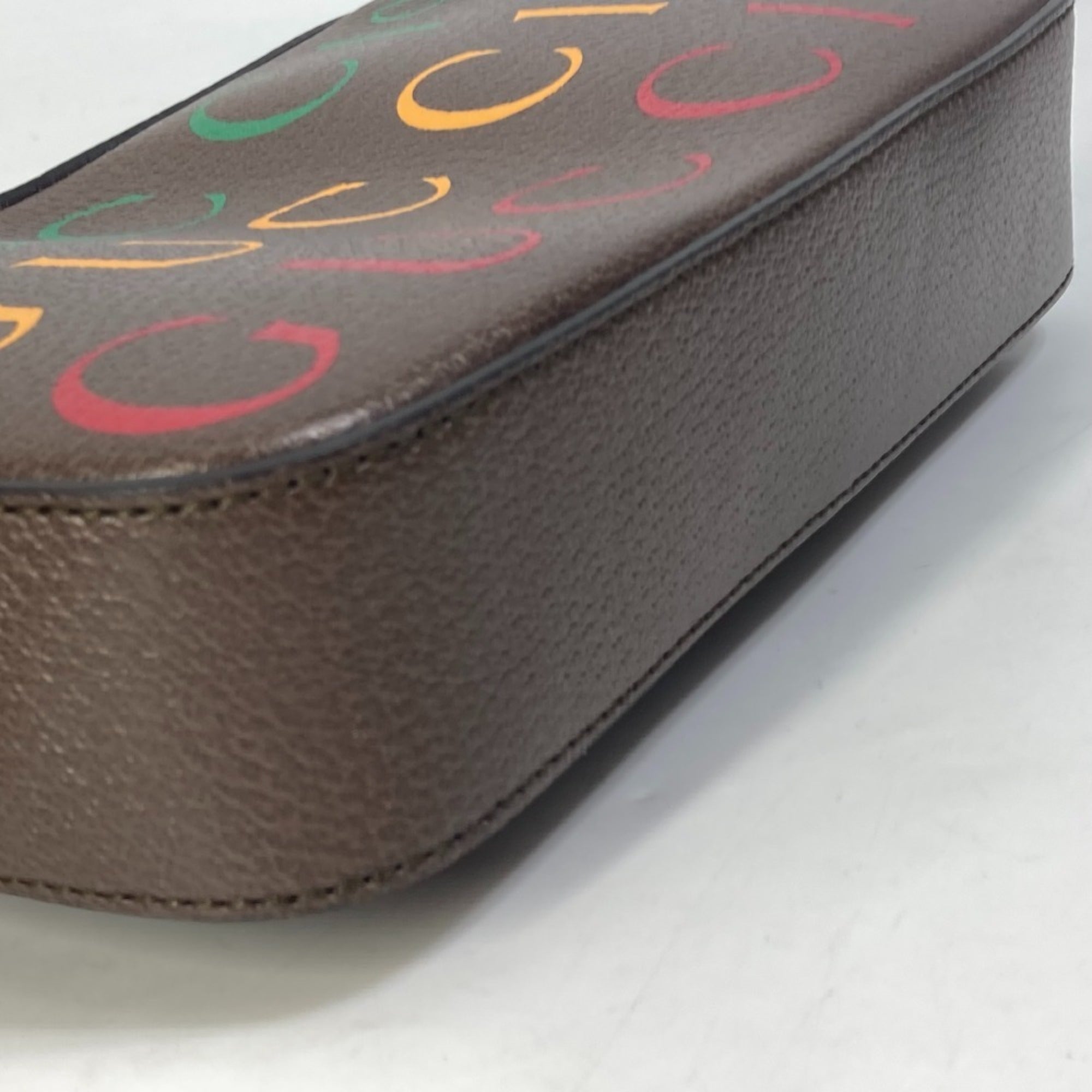 Gucci Brown Leather Fanny Pack Sling Bag (Pre-Owned)