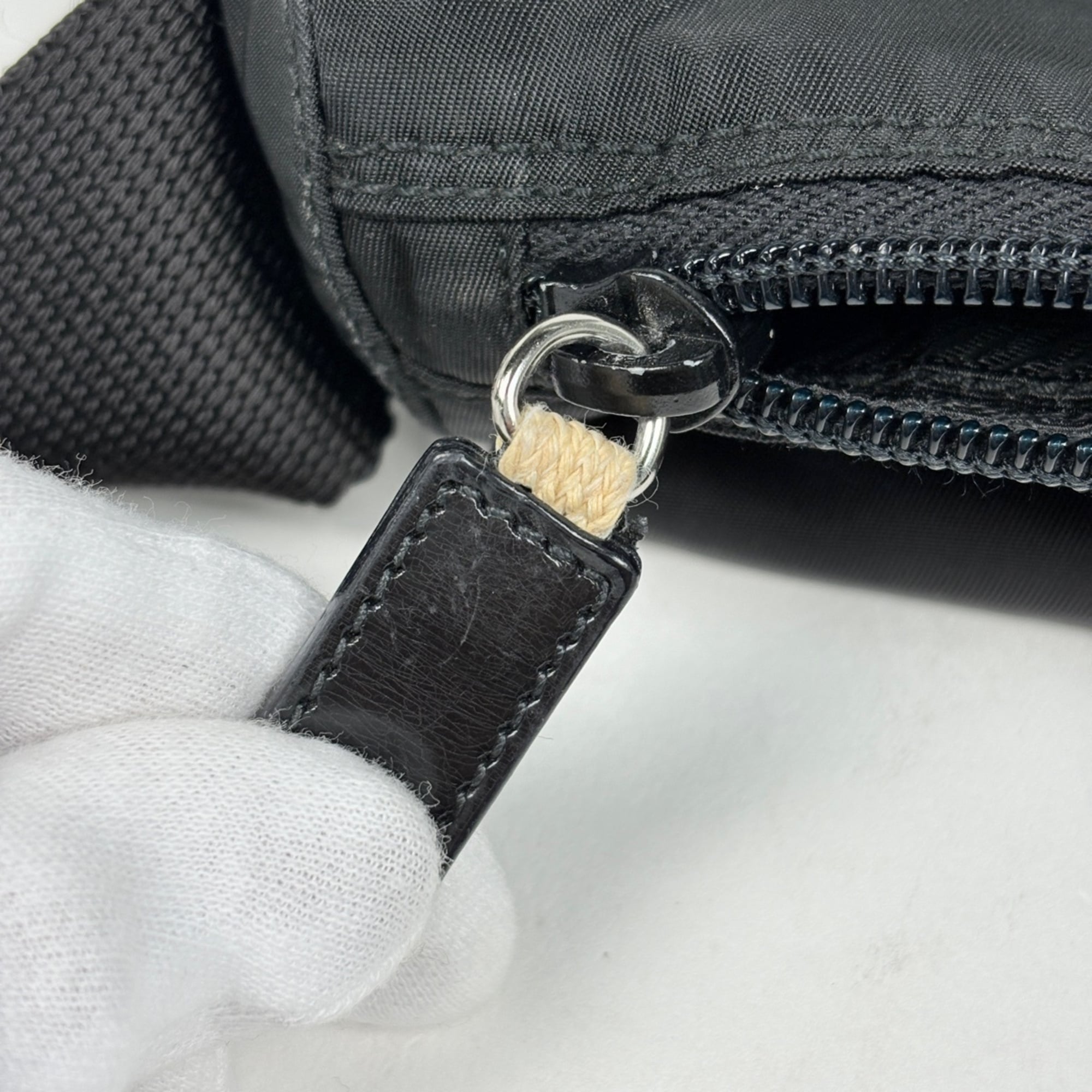Prada Black Nylon Messenger Bag Shoulder Bag (Pre-Owned)