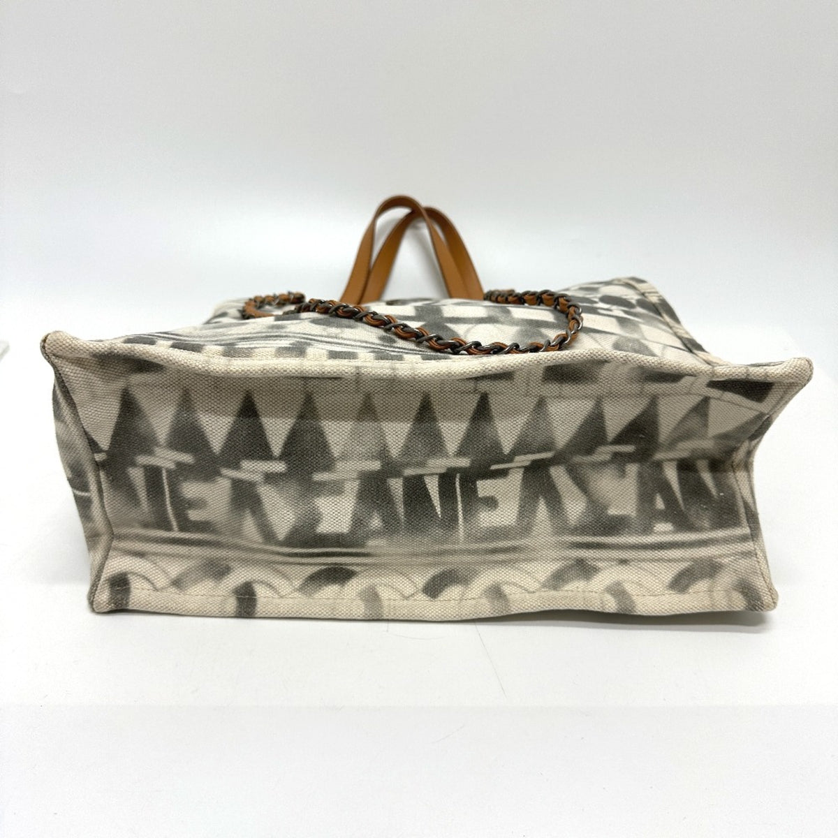 Chanel Beige Other Shoulder Bag (Pre-Owned)
