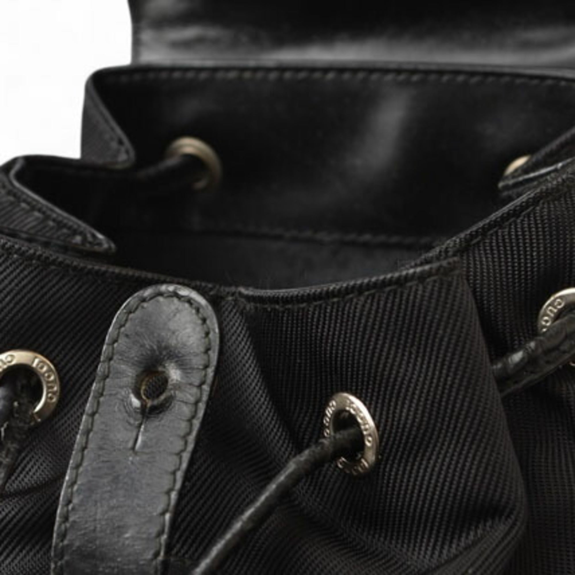 Gucci Black Leather Backpack (Pre-Owned)