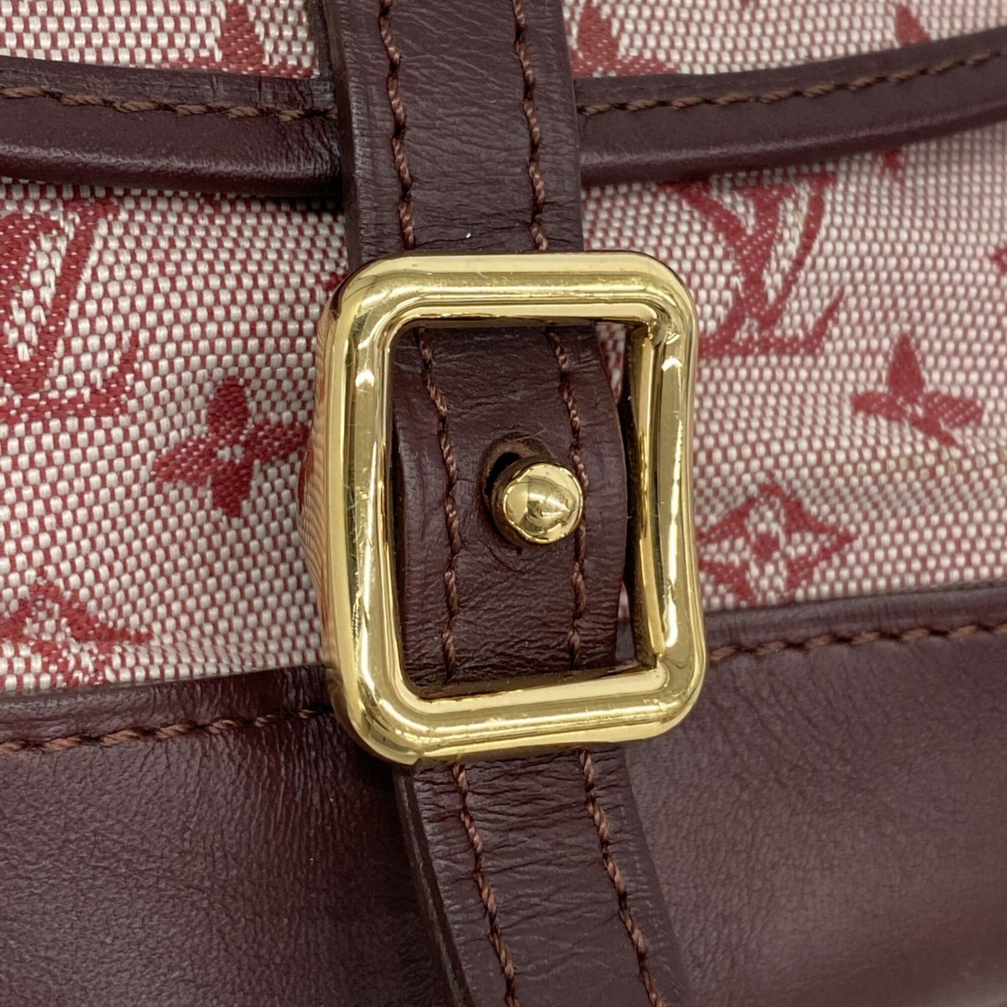 Louis Vuitton Cerise Pouch (Pre-Owned)