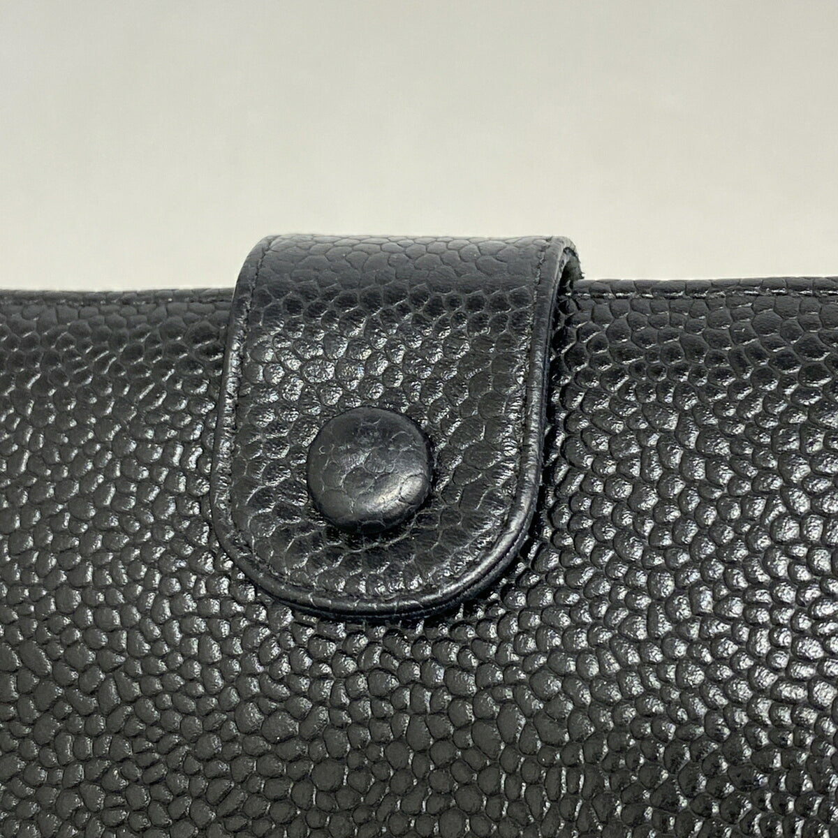Chanel Black Grained Calfskin Long Wallet (Bi-Fold) (Pre-Owned)