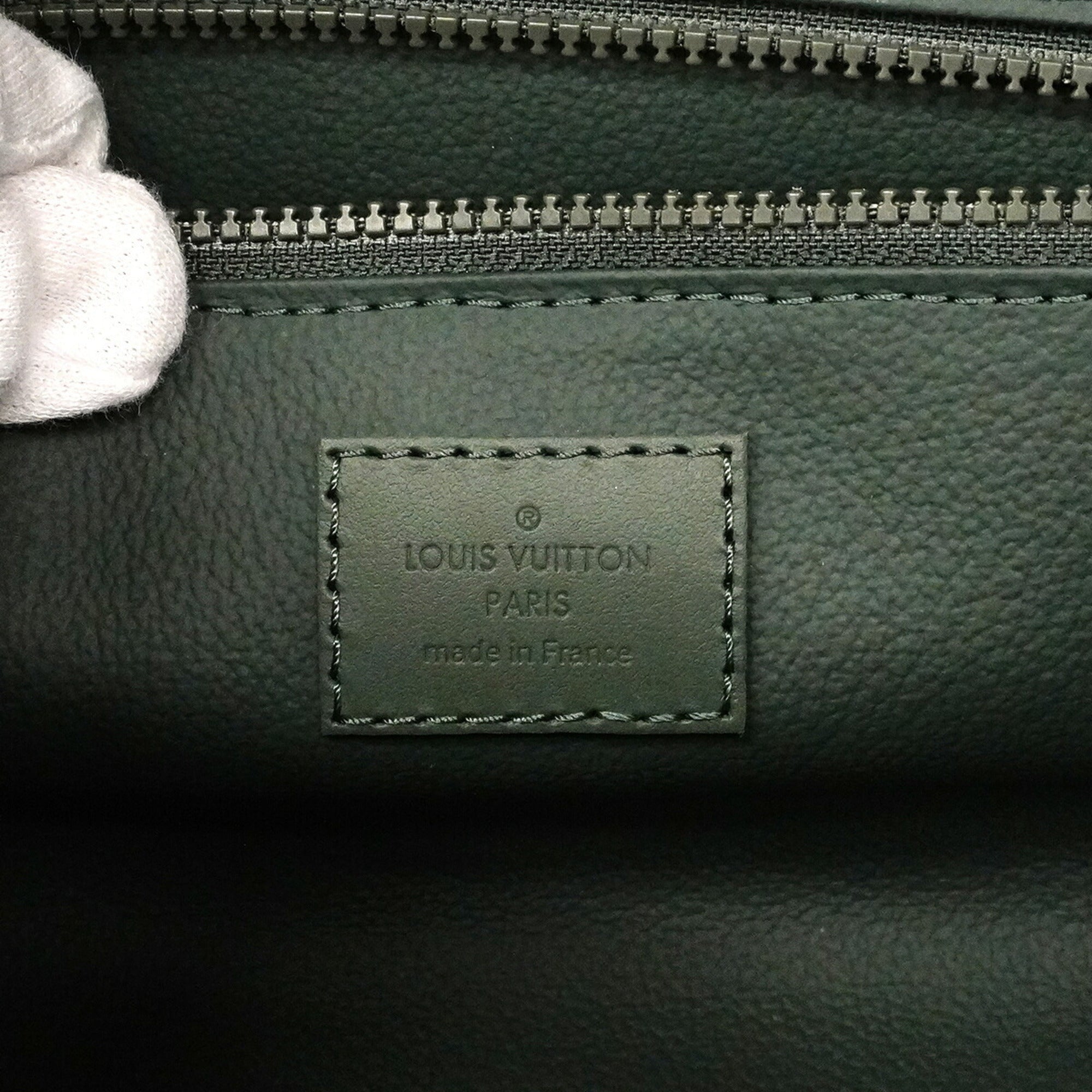 Louis Vuitton Green Handbag (Pre-Owned)