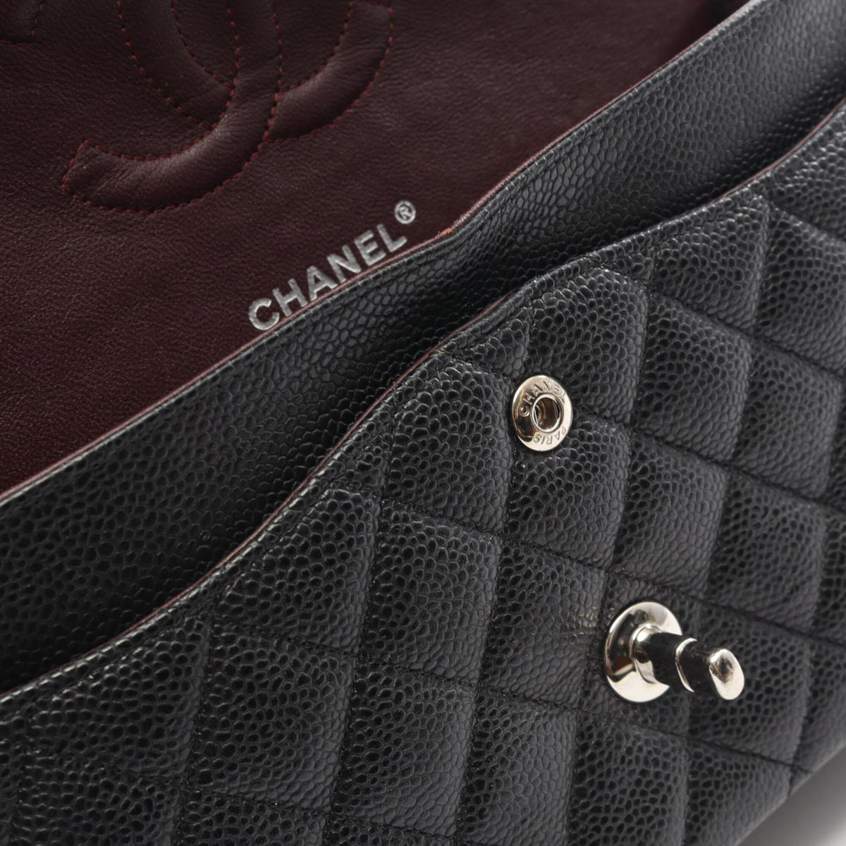 Chanel Black Grained Calfskin Handbag Shoulder Bag (Pre-Owned)