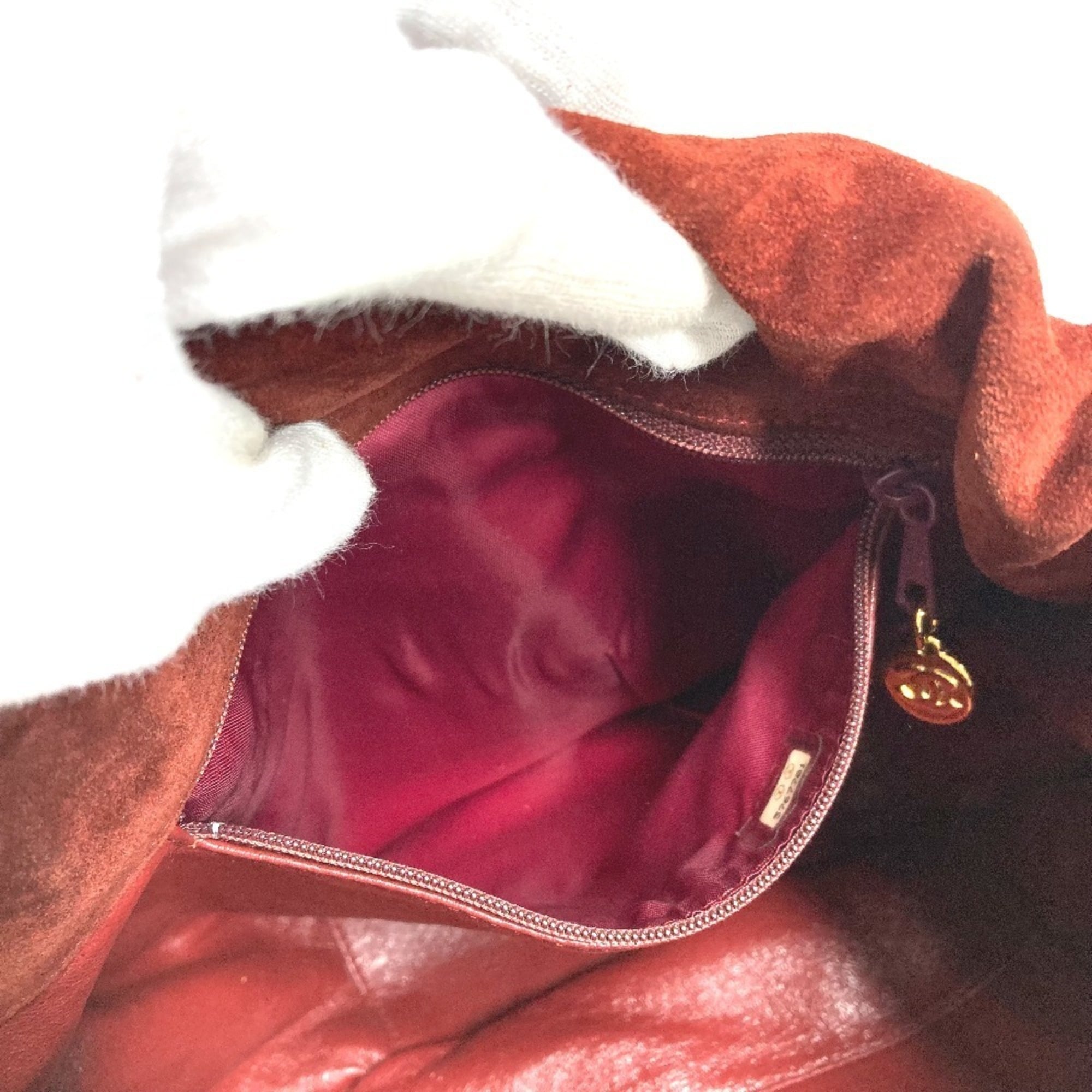 Chanel Red Color Suede Handbag Shoulder Bag (Pre-Owned)