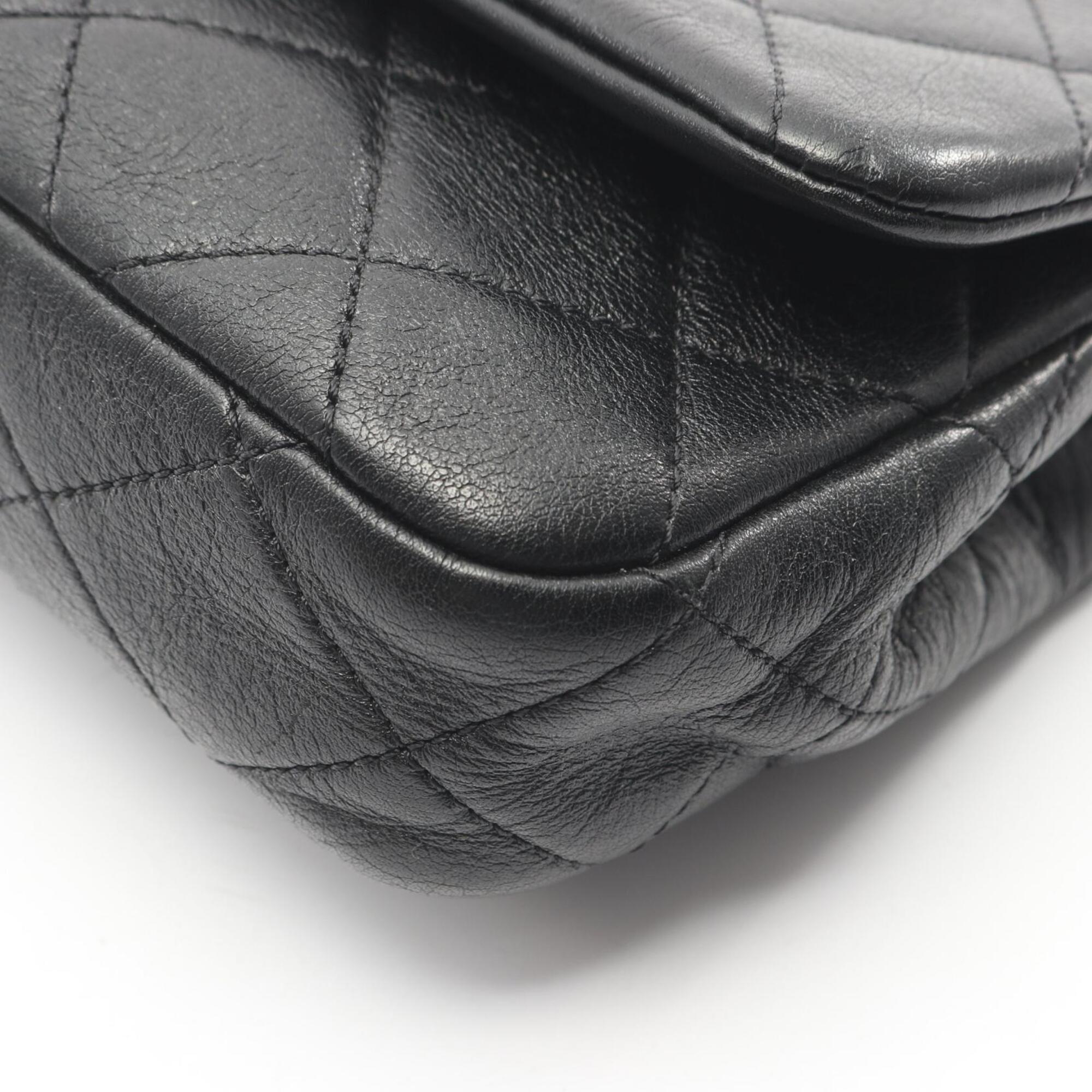 Chanel Black Leather Handbag Shoulder Bag (Pre-Owned)